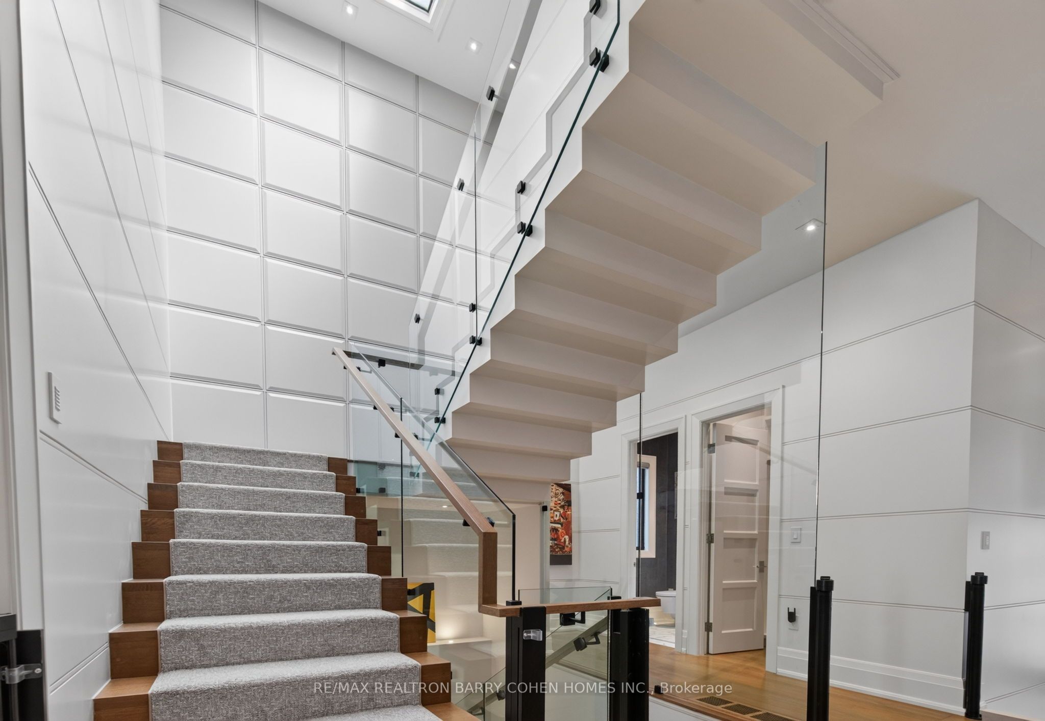 154 Yonge Boulevard Property Photo 21