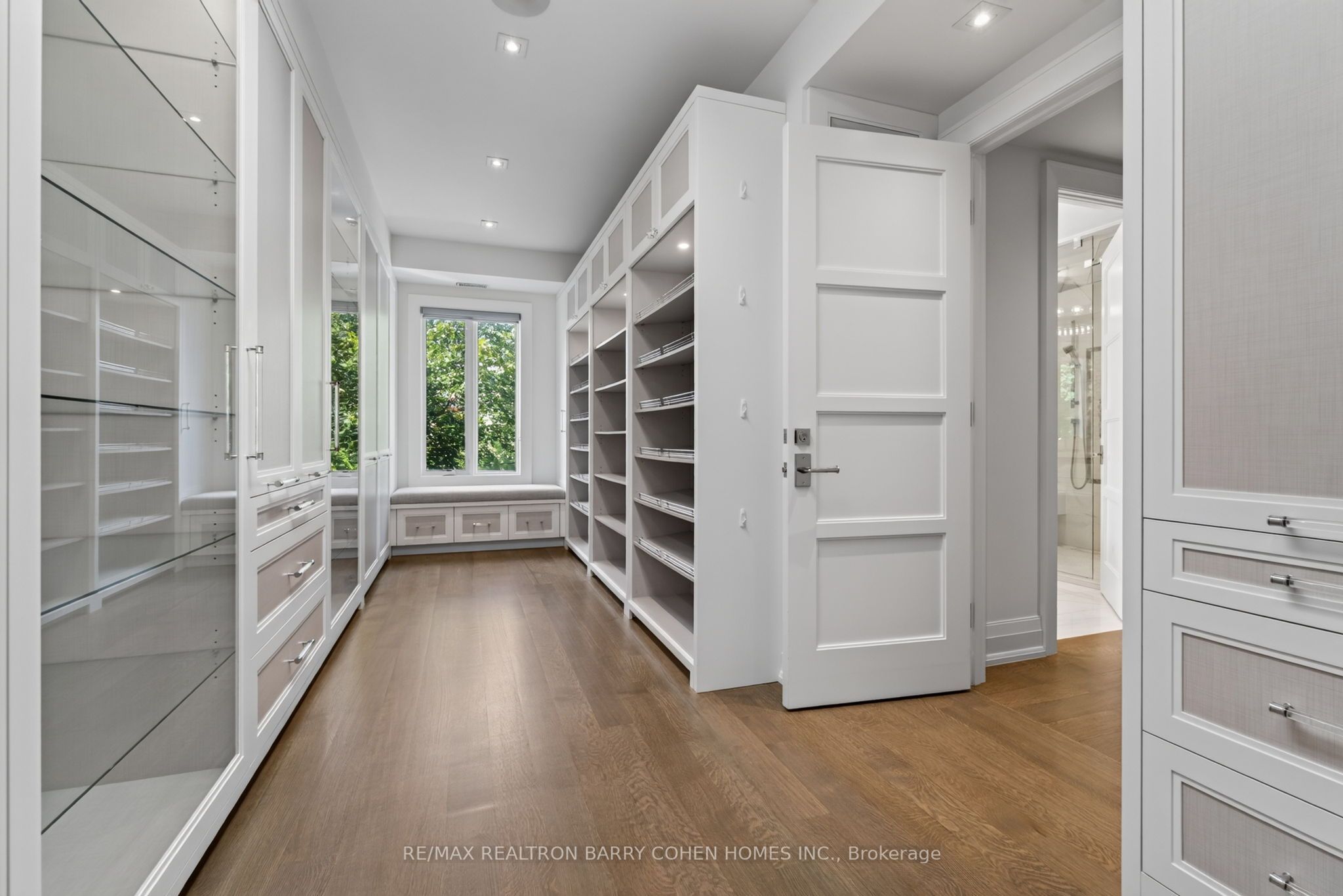 154 Yonge Boulevard Property Photo 24
