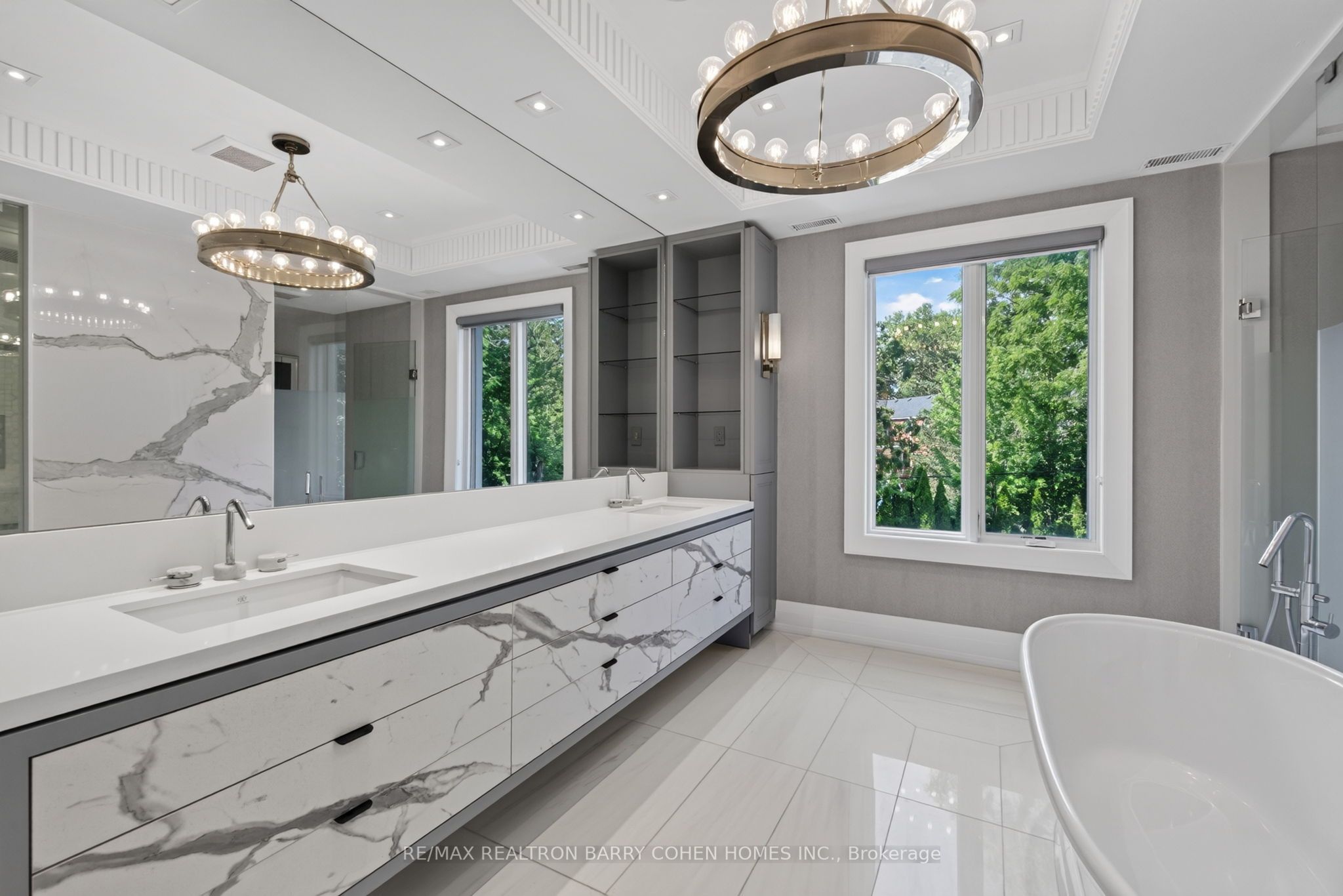 154 Yonge Boulevard Property Photo 27