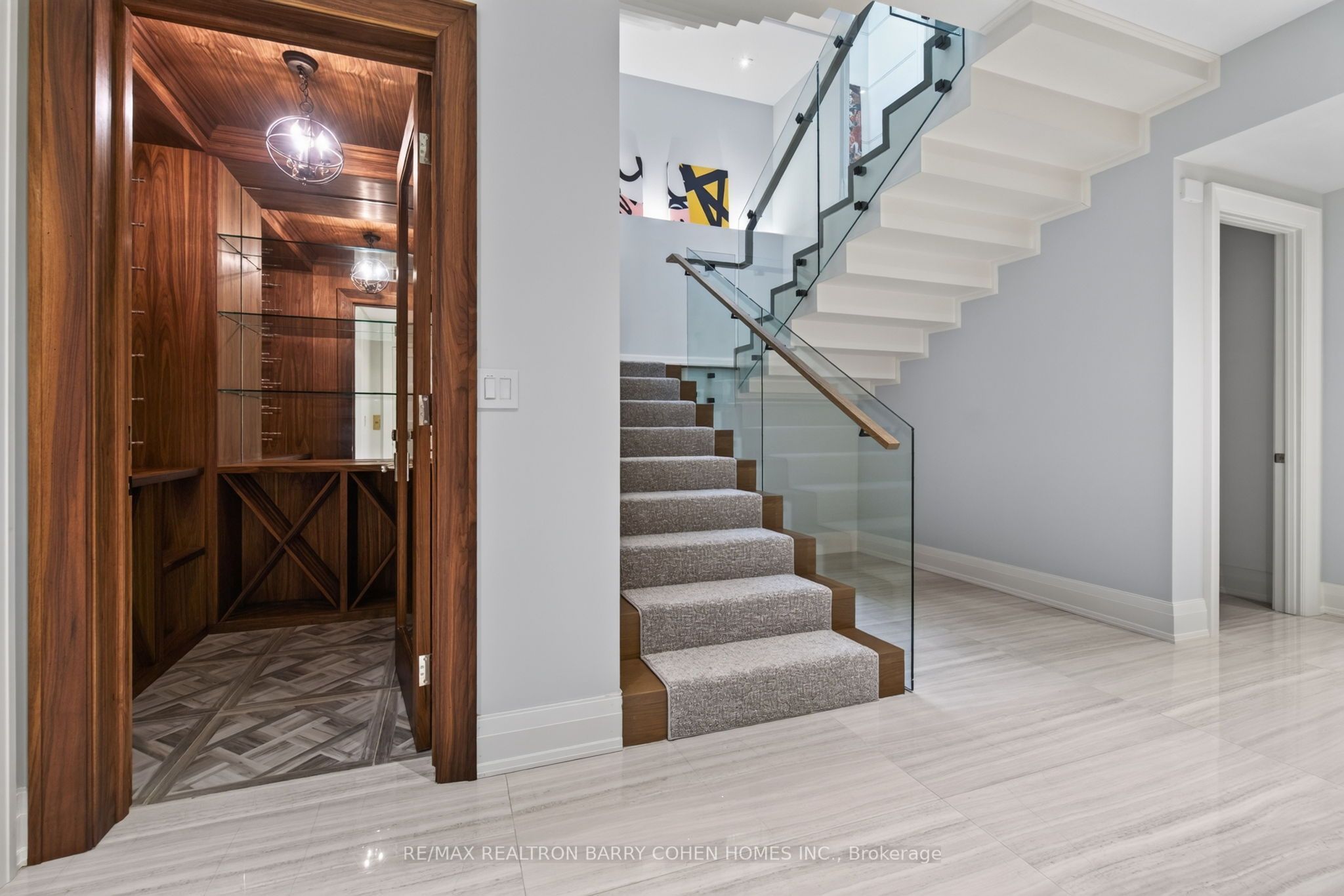 154 Yonge Boulevard Property Photo 36