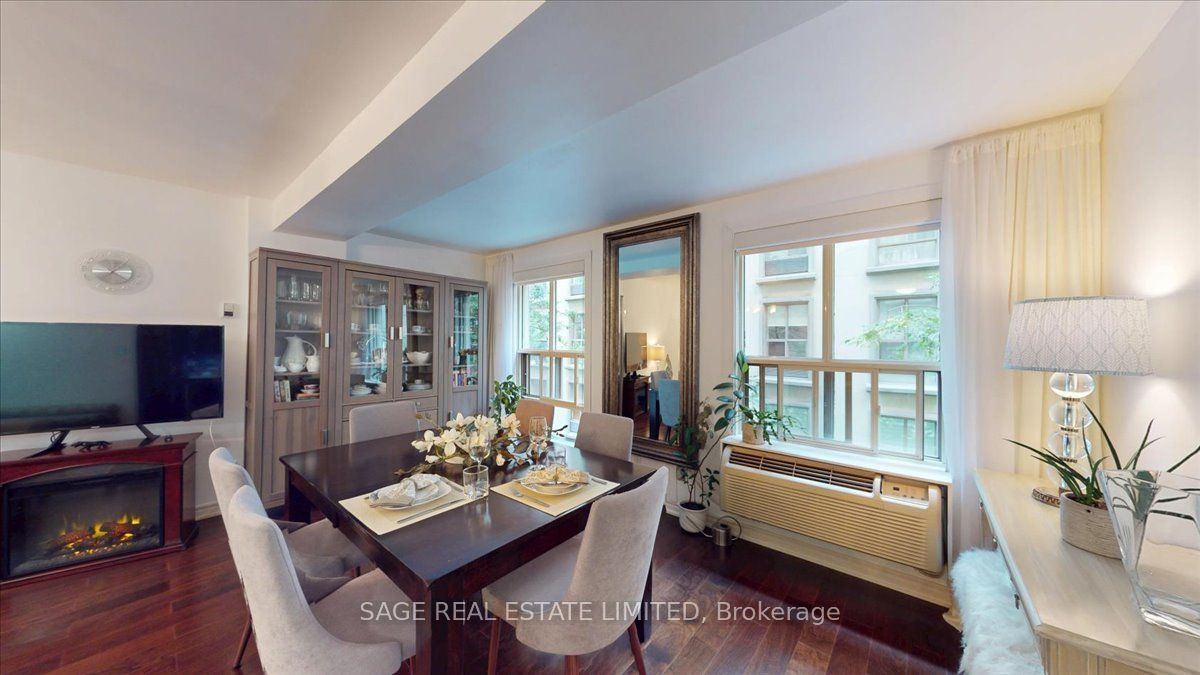 88 Charles Street E 208 Property Photo 13