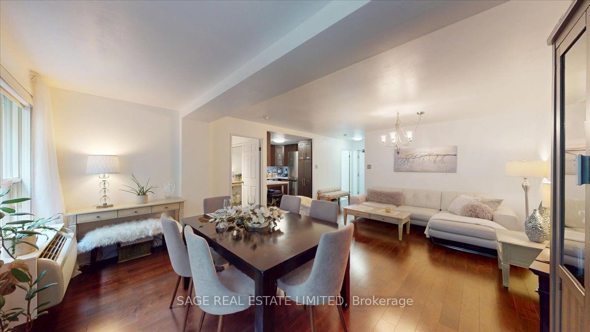 88 Charles Street E 208 Property Photo 15