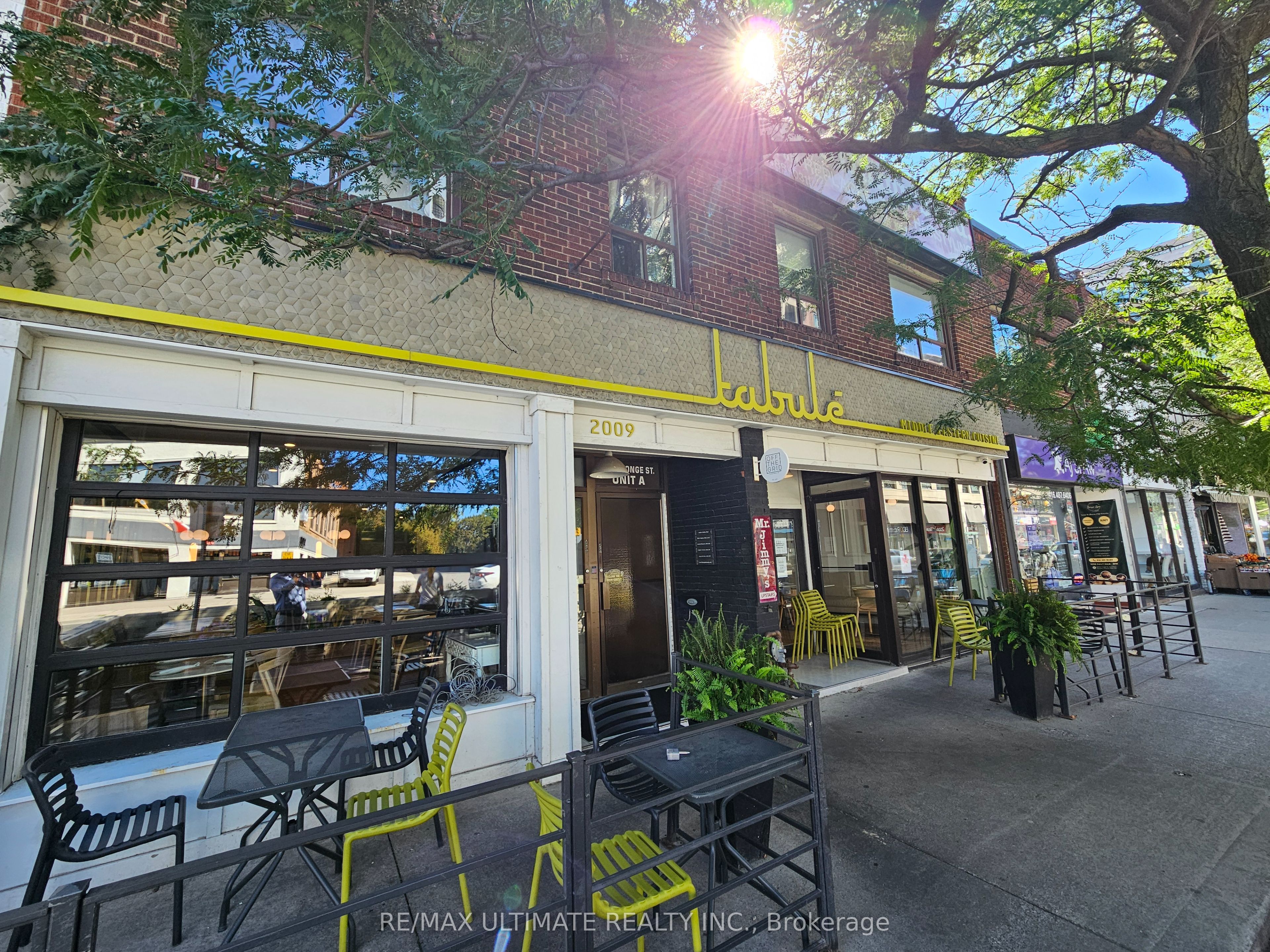2007a Yonge Street Property Photo 1