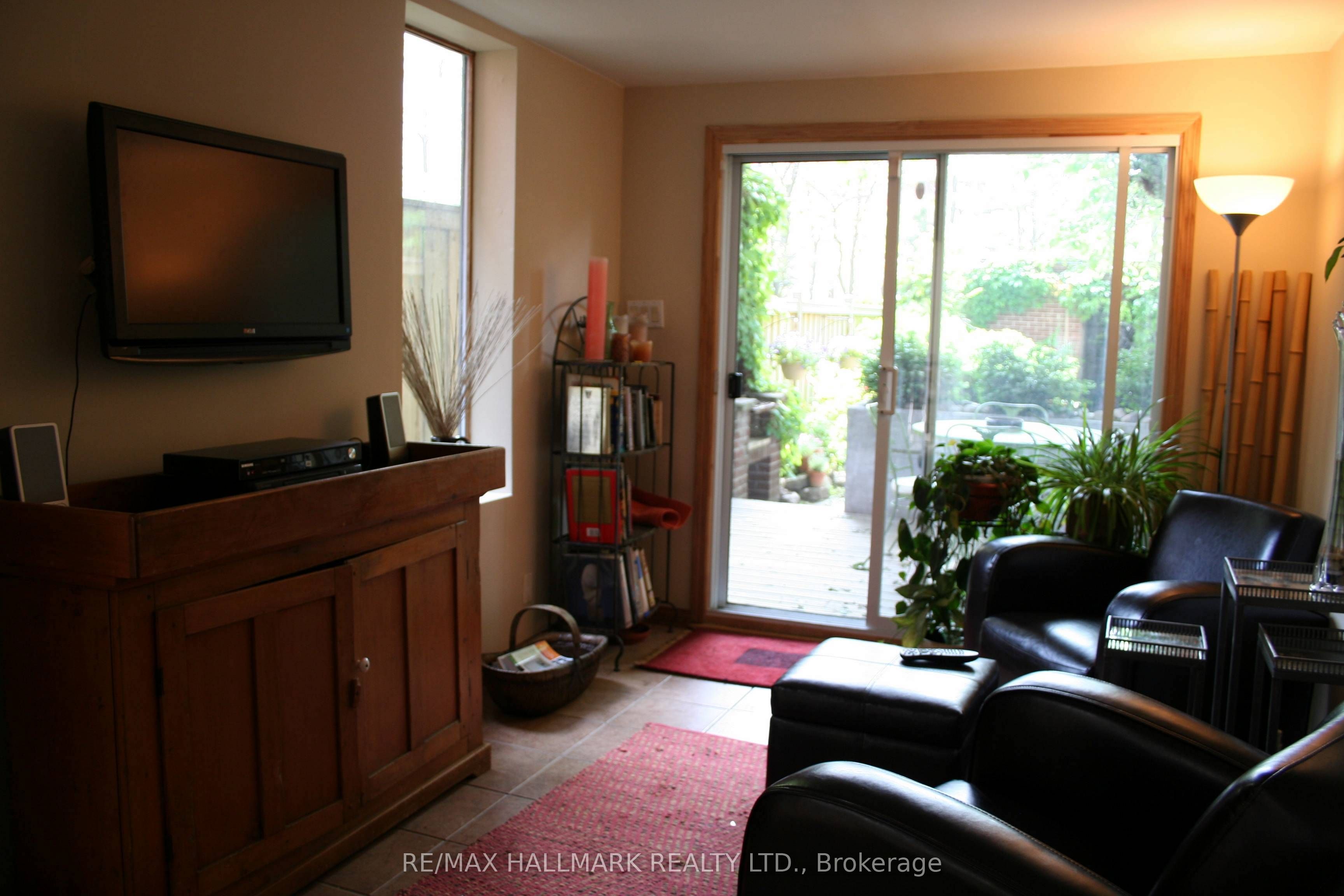 118 Seaton Street Property Photo 6