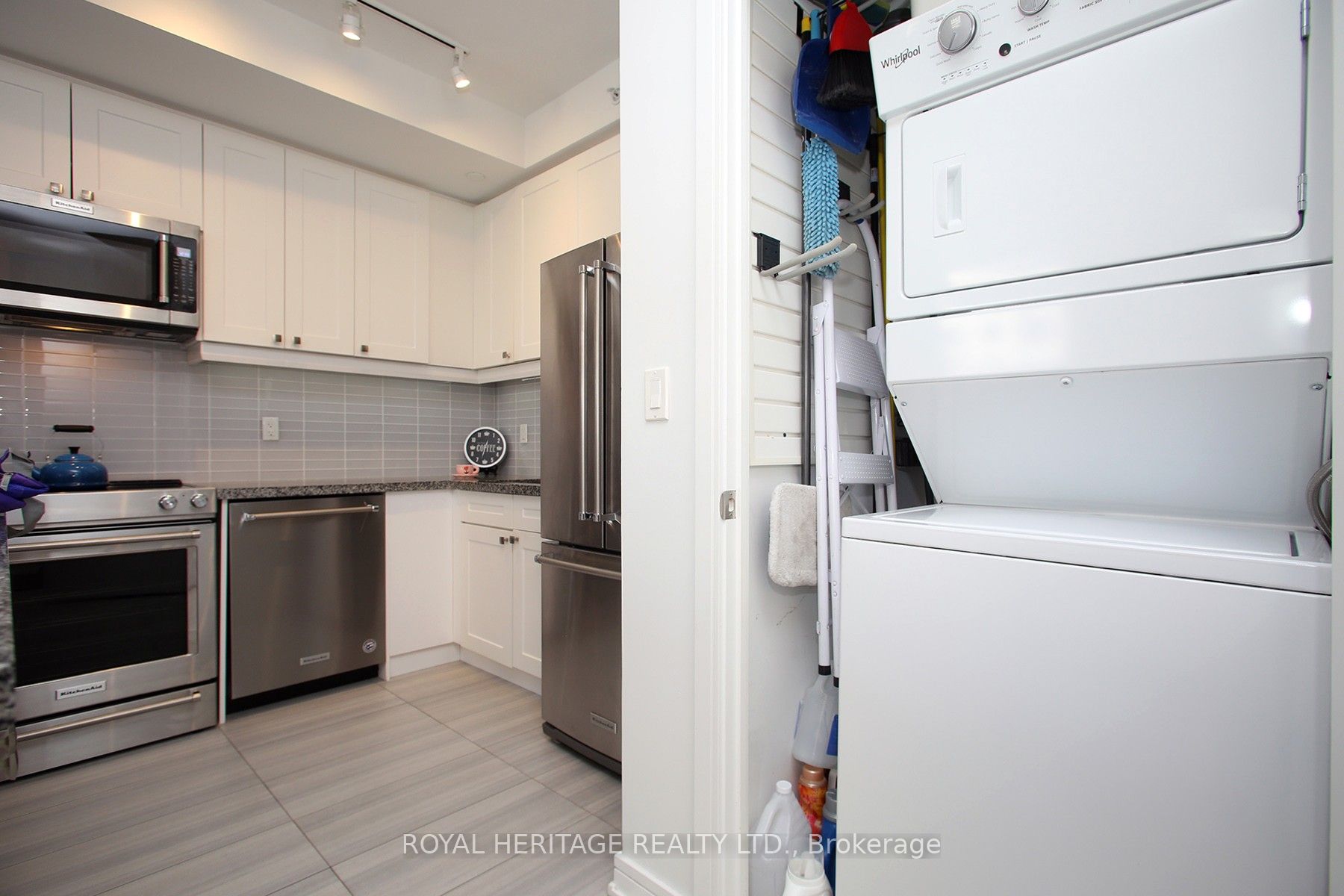 621 Sheppard Avenue E Tph08 Property Photo 21