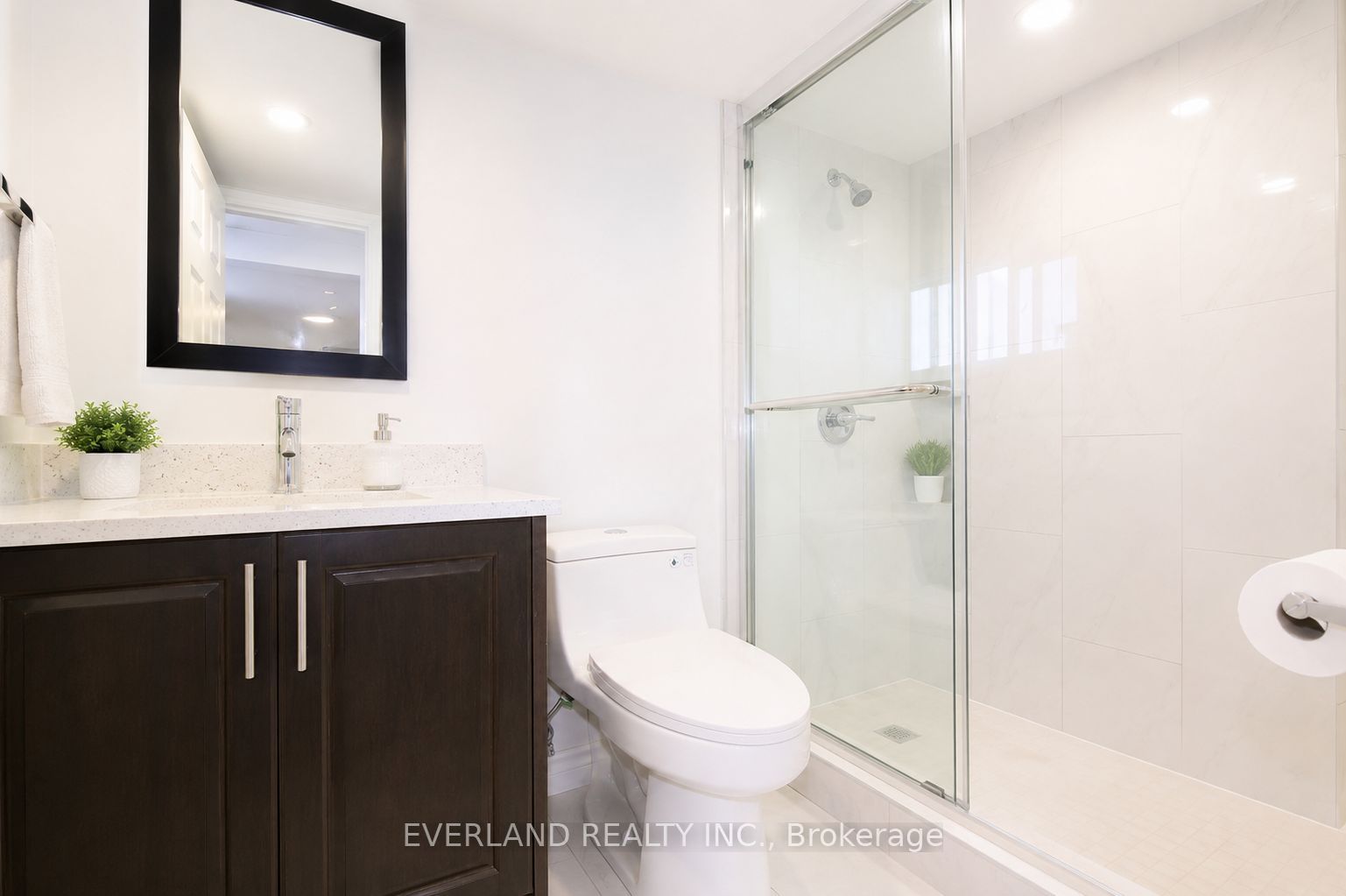 1751 Bayview Avenue Unit A Property Photo 3