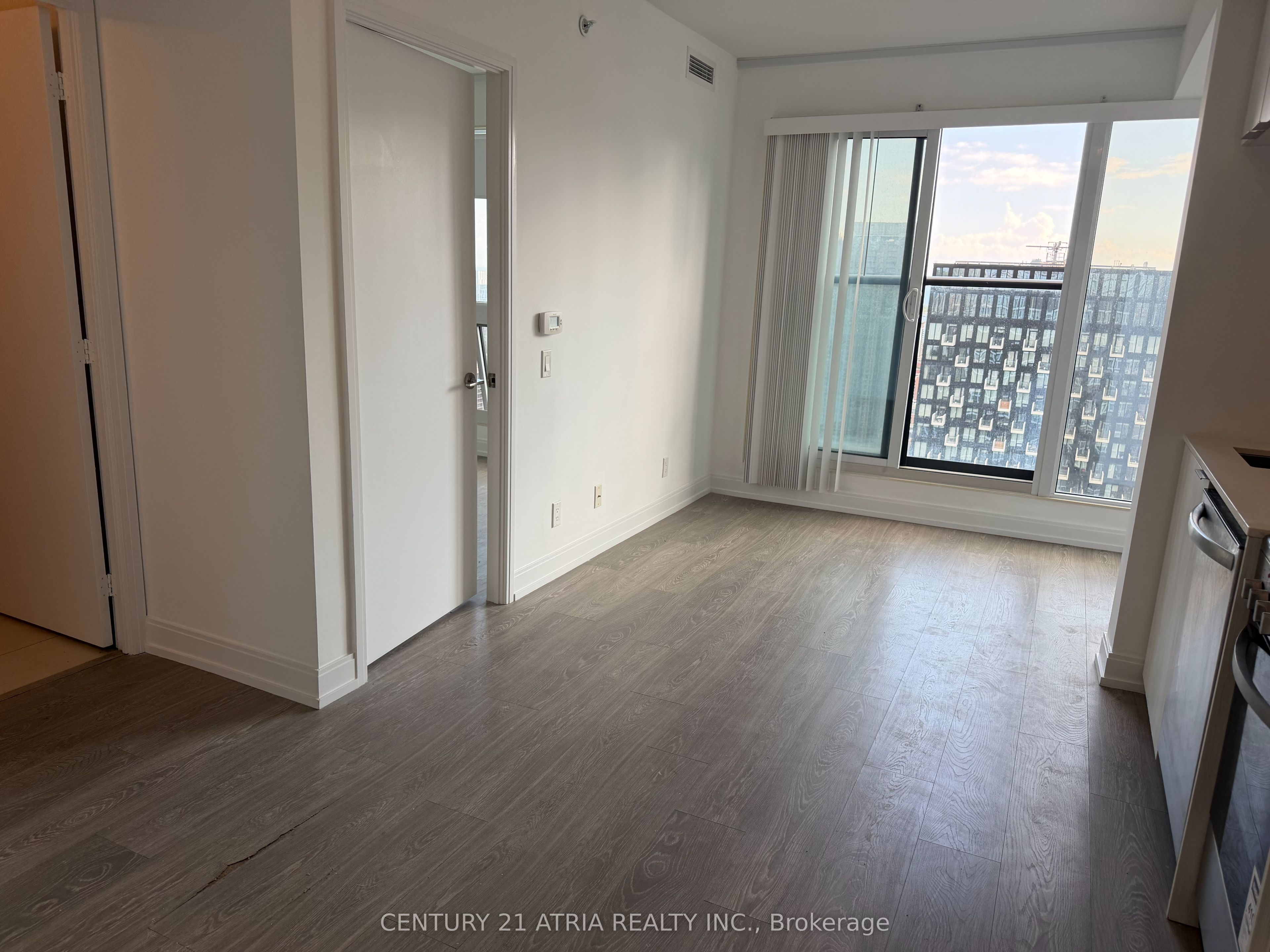 181 Dundas Street E 3908 Property Photo 3