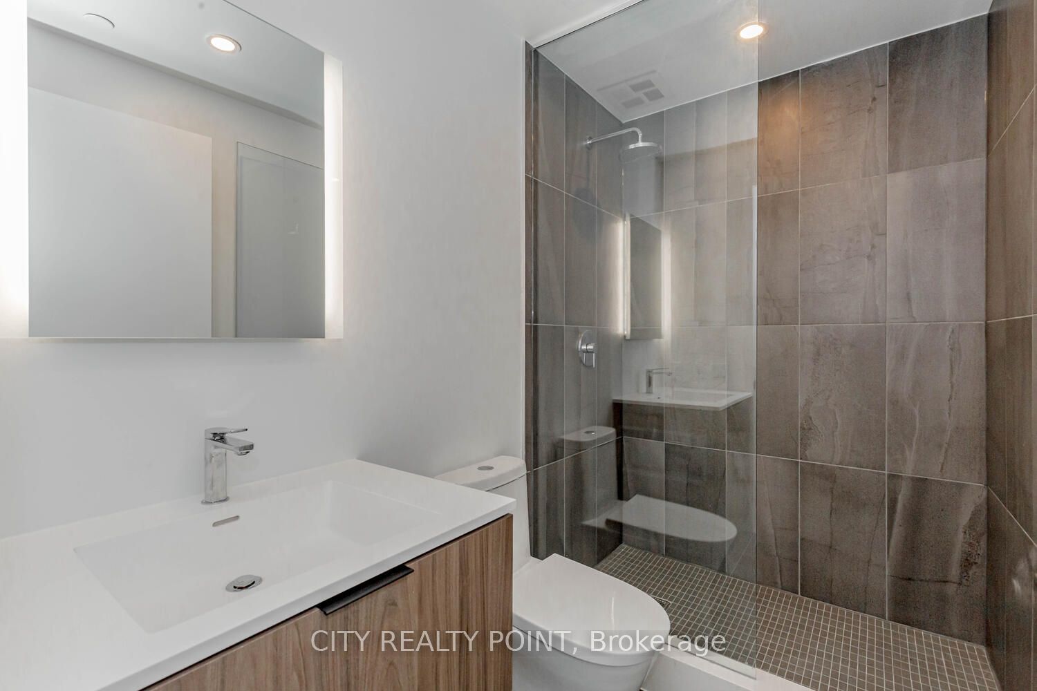 185 Alberta Avenue 1206 Property Photo 7