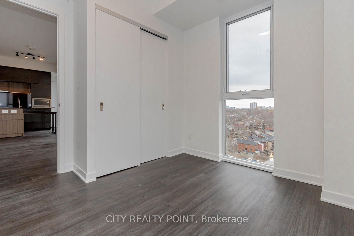 185 Alberta Avenue 1206 Property Photo 11