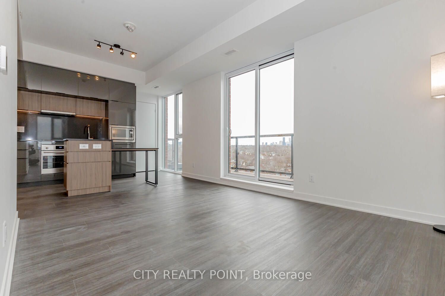 185 Alberta Avenue 1206 Property Photo 16