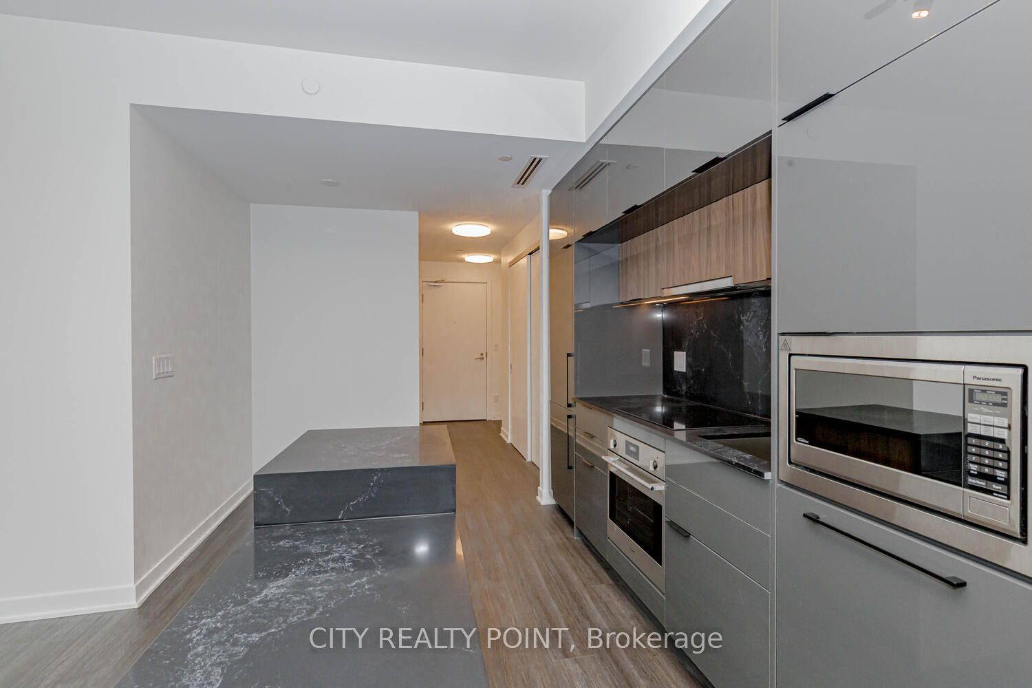185 Alberta Avenue 1206 Property Photo 22