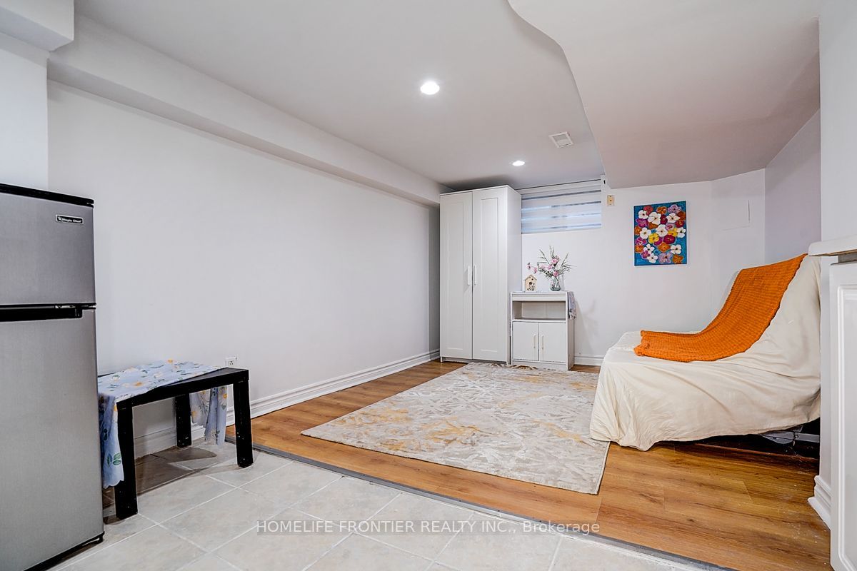 99 Harlandale Avenue Property Photo 28