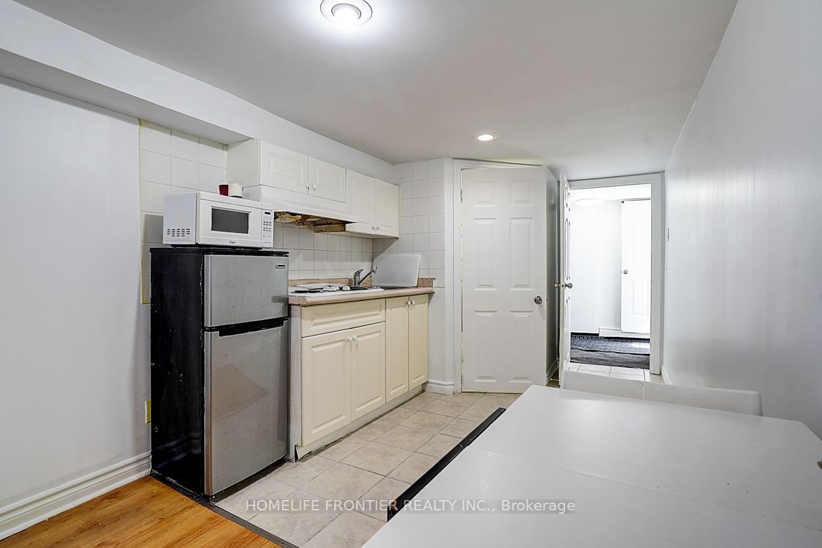 99 Harlandale Avenue Property Photo 34