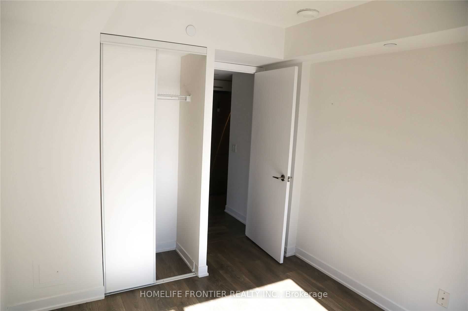 87 Peter Street 1103 Property Photo 6