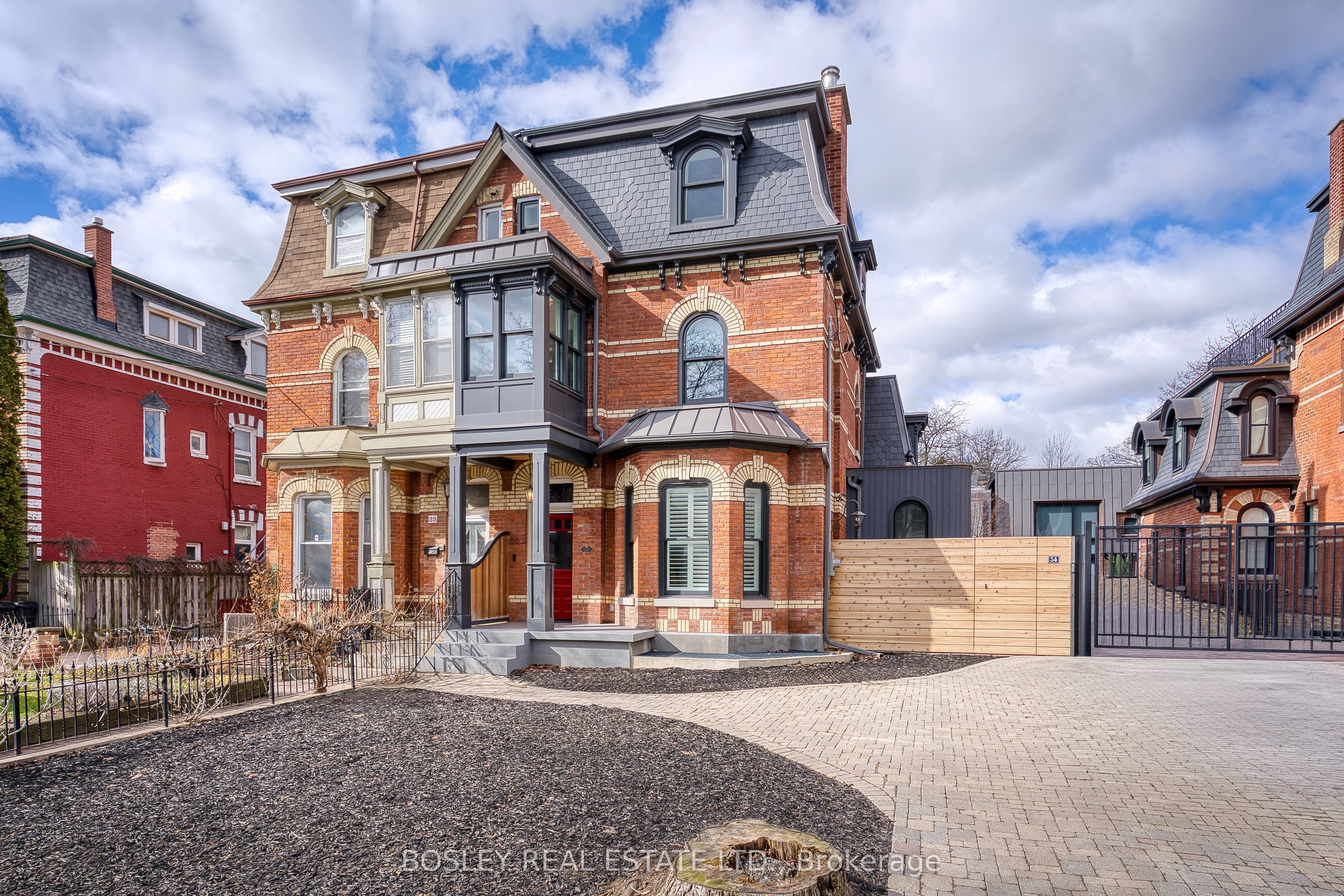 34 Beaconsfield Avenue (main House) Property Photo 1