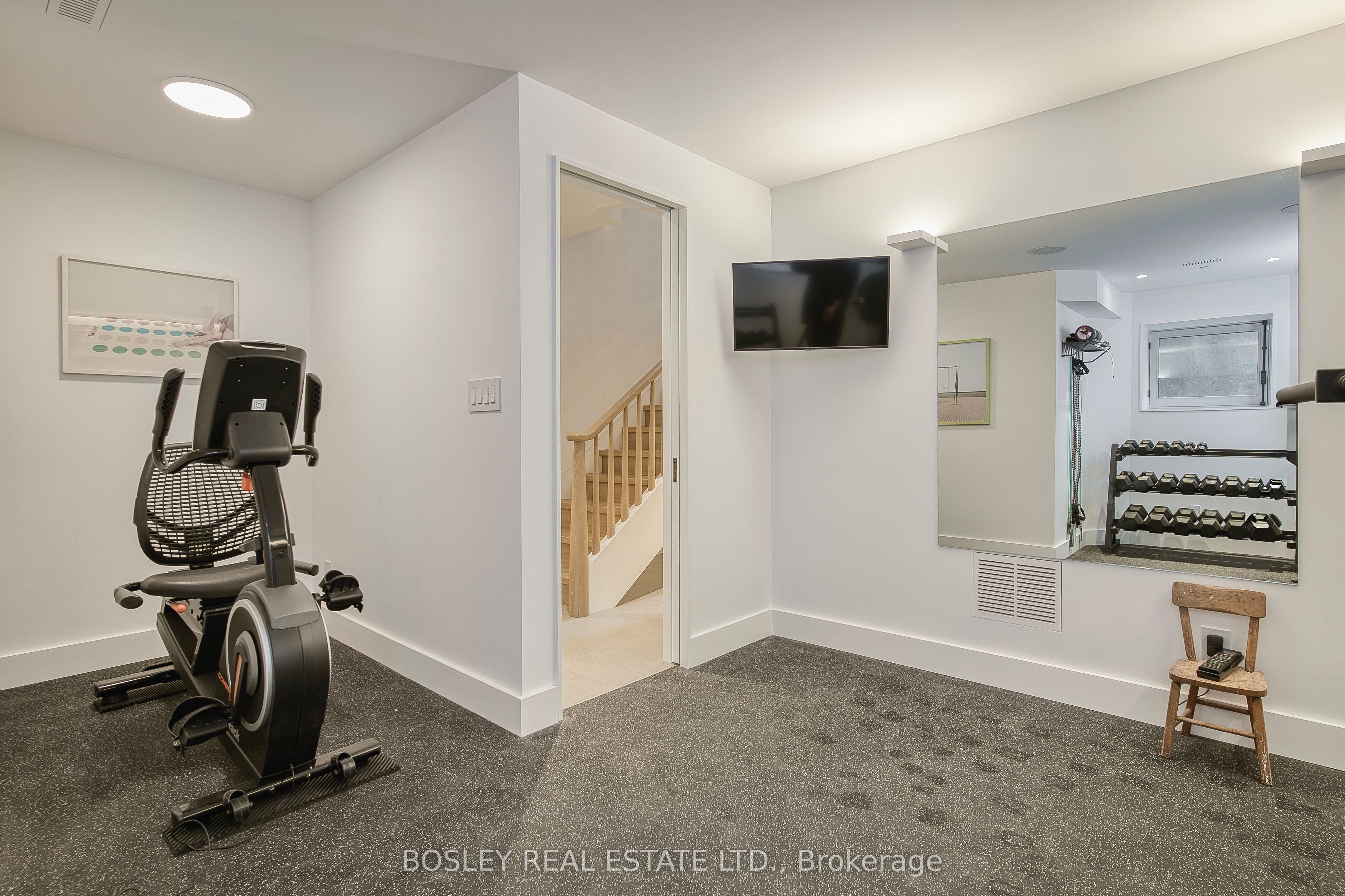 34 Beaconsfield Avenue (main House) Property Photo 41