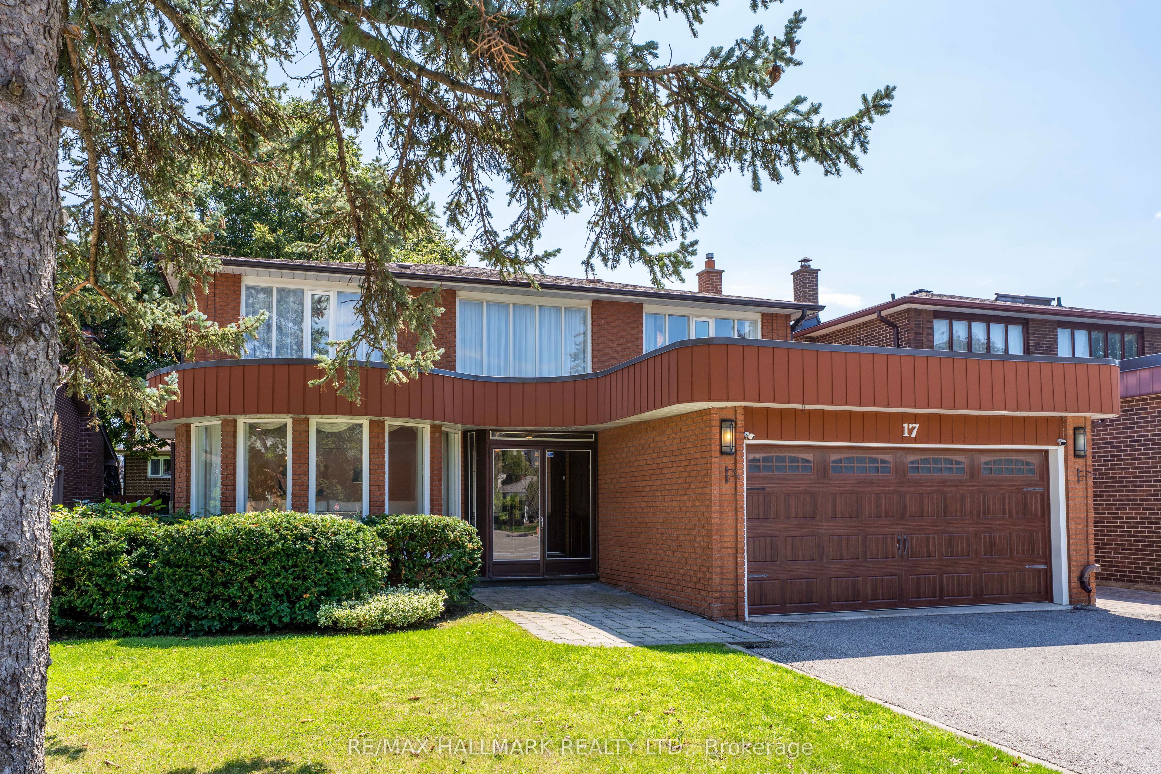 17 Twin Circle Court
