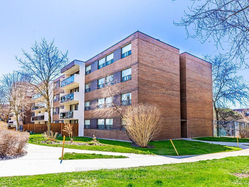 20 Sunrise Avenue 111 Property Photo 1