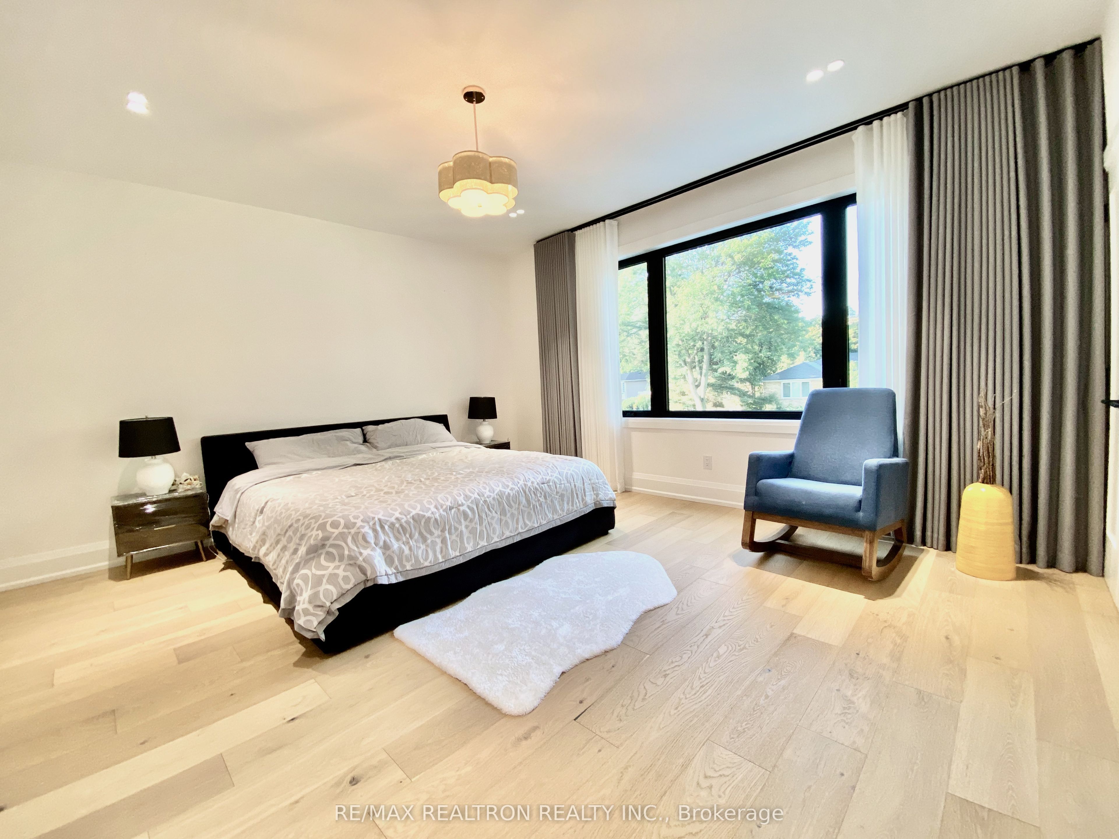 2 North Hills Terrace Property Photo 11