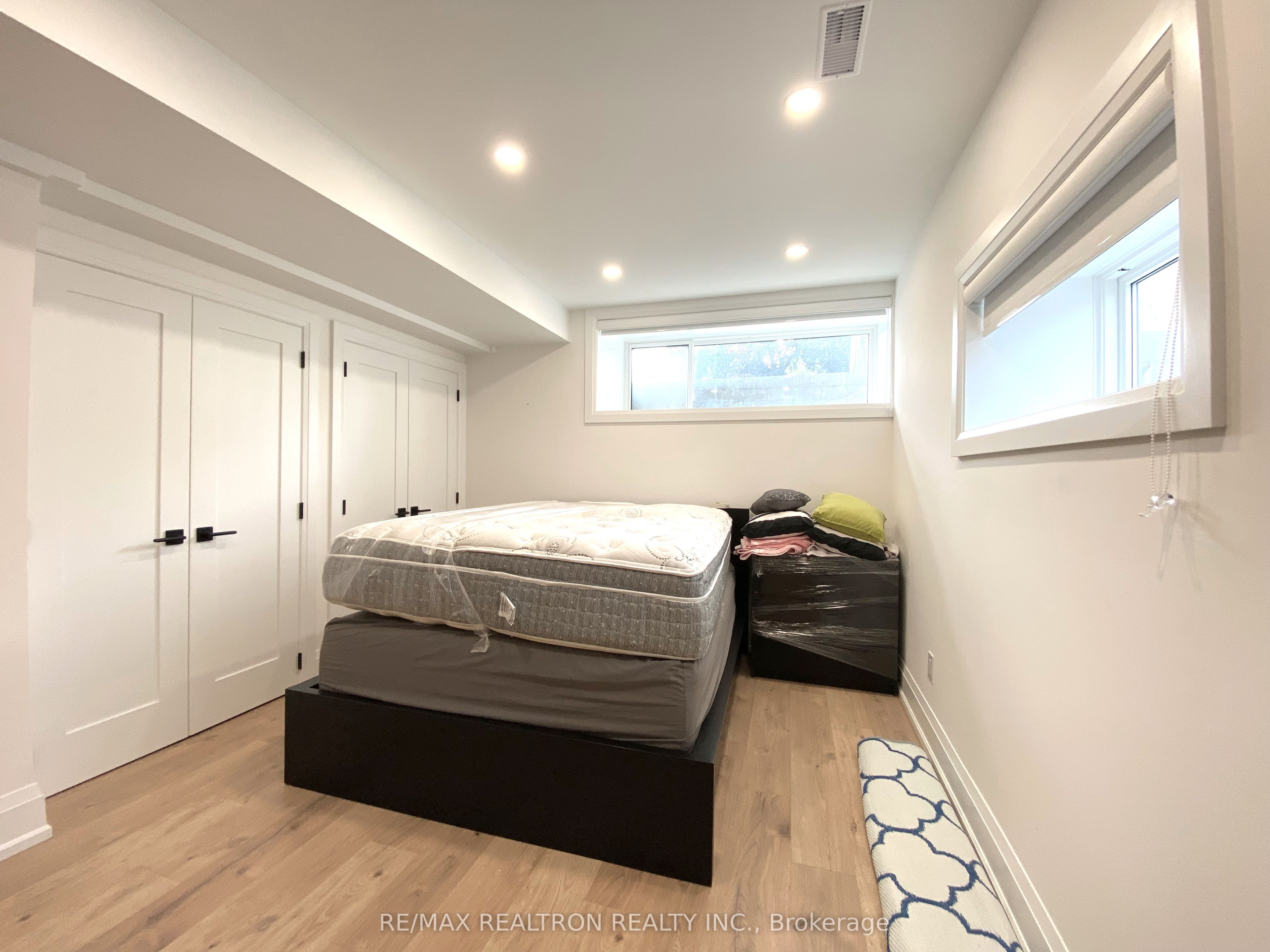 2 North Hills Terrace Property Photo 25