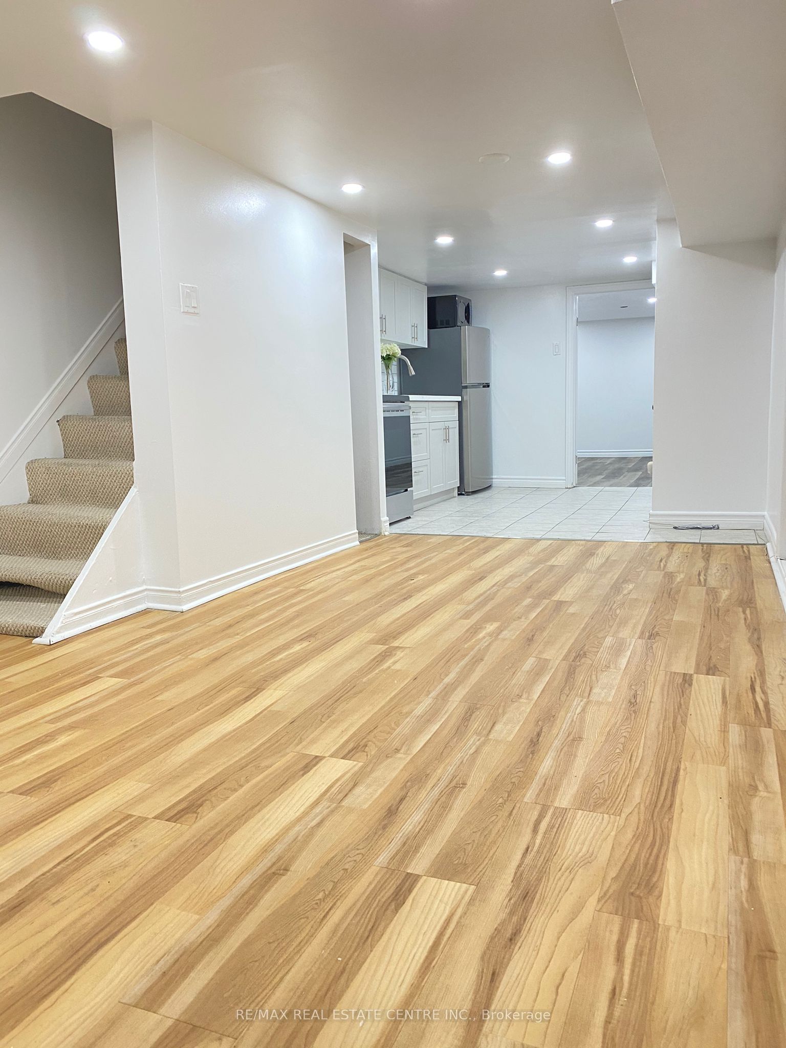 472 Lansdowne Avenue Lower Property Photo 17