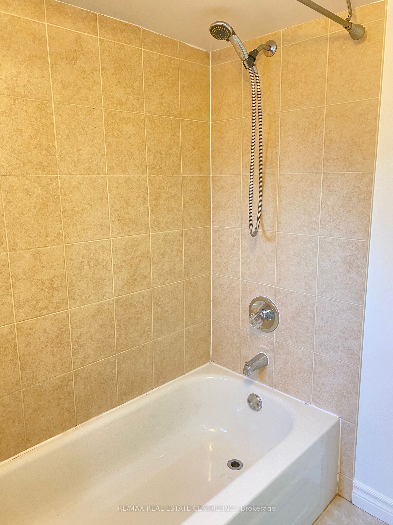 472 Lansdowne Avenue Lower Property Photo 20