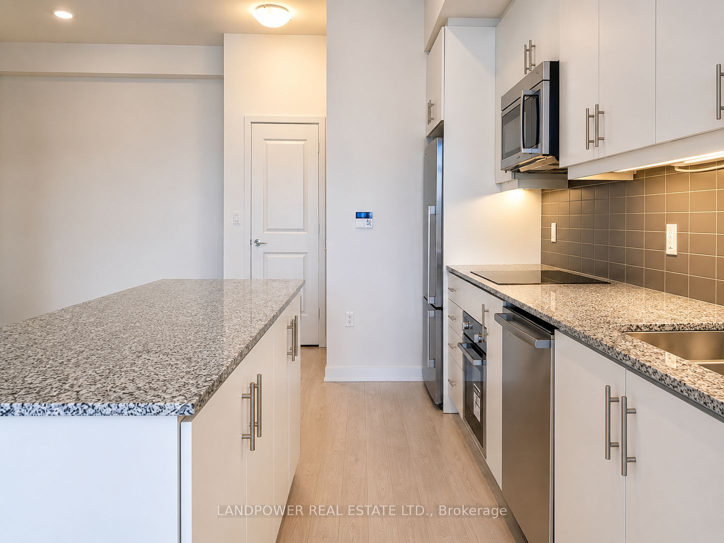 1 The Esplanade 3509 Property Photo 6