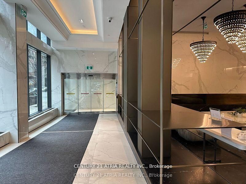 77 Shuter Street 1012 Property Photo 7