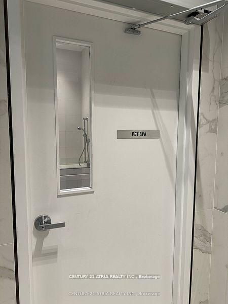 77 Shuter Street 1012 Property Photo 28