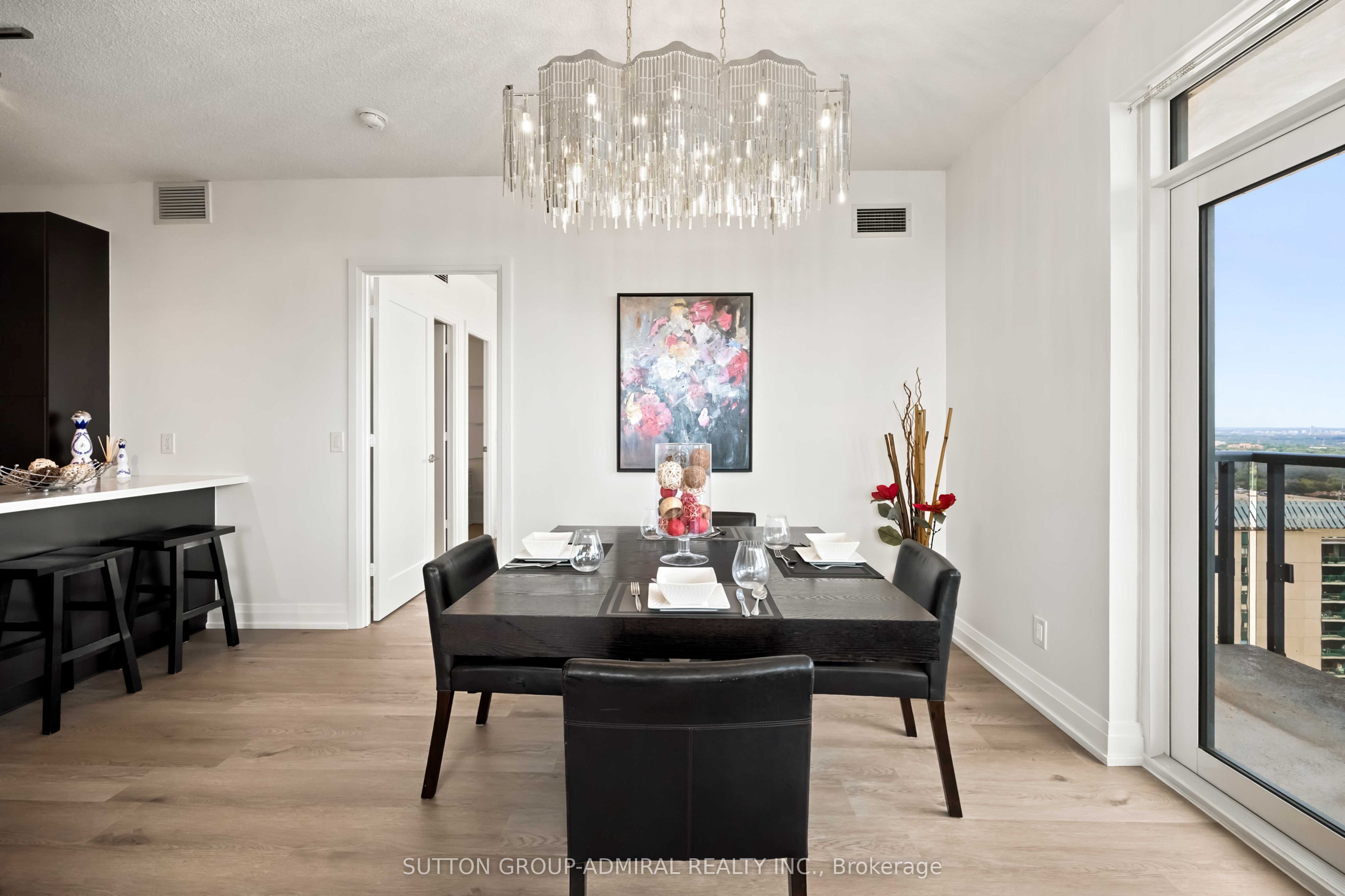 5 Sheppard Avenue E 2825 Property Photo 12
