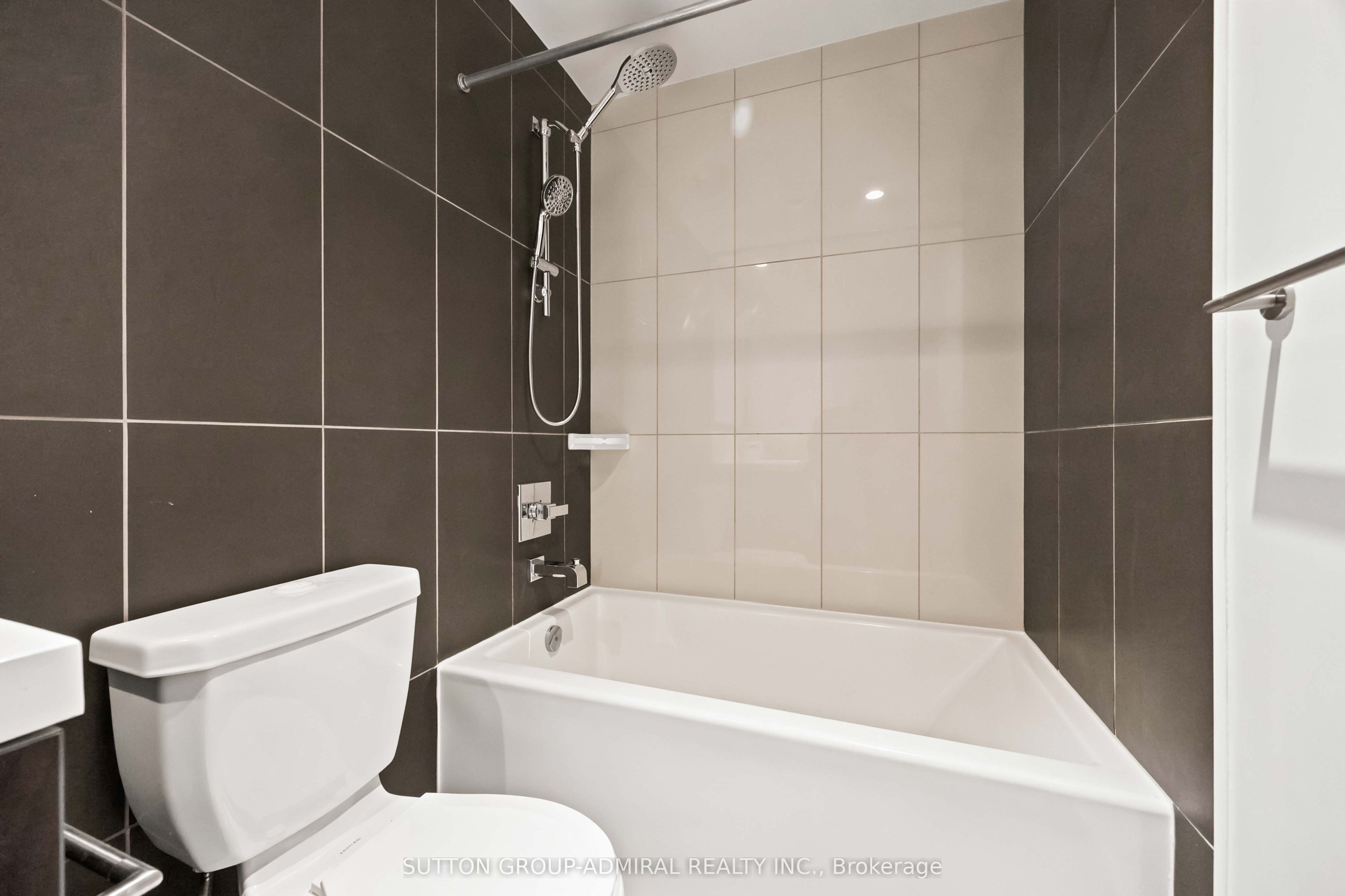 5 Sheppard Avenue E 2825 Property Photo 17