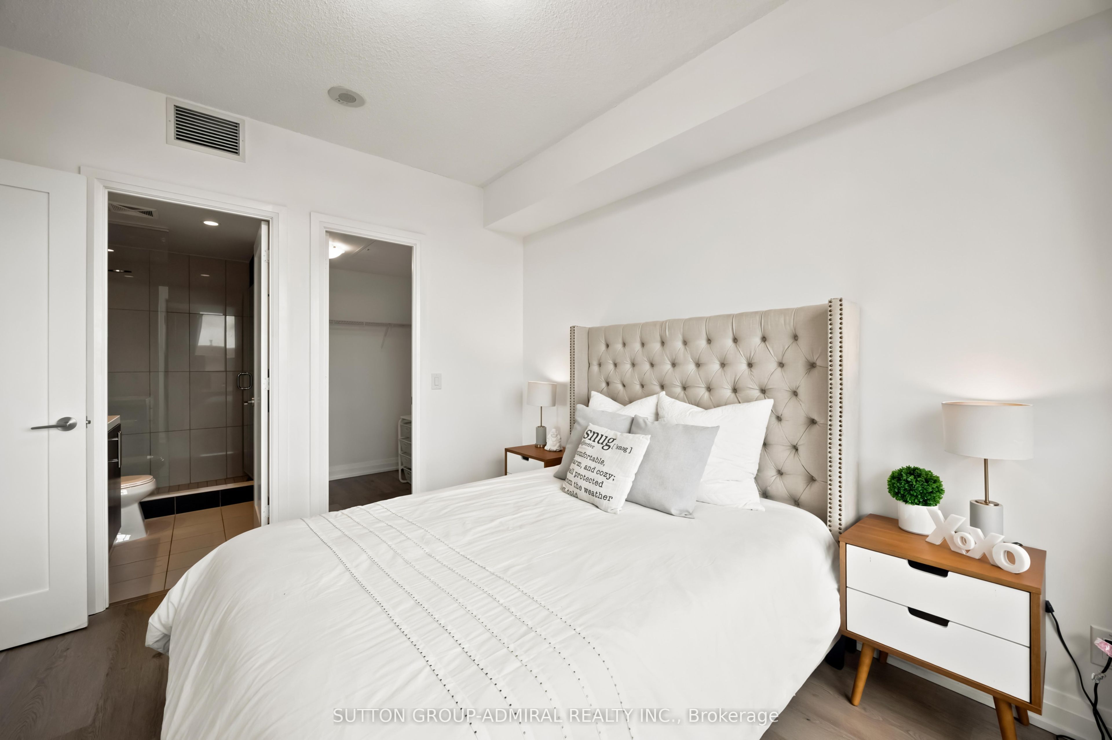 5 Sheppard Avenue E 2825 Property Photo 21