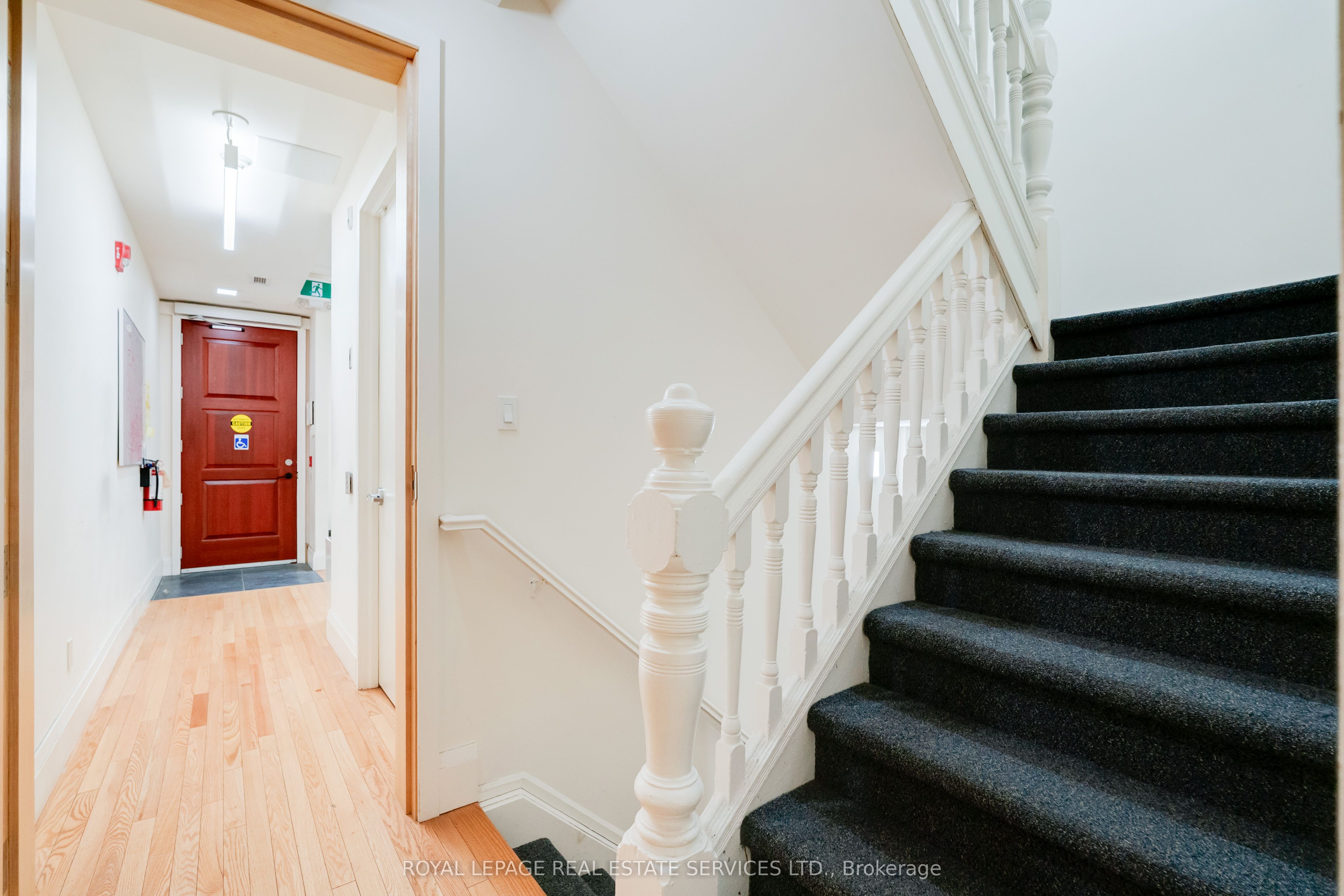 54 1/2 St Patrick Street Property Photo 5