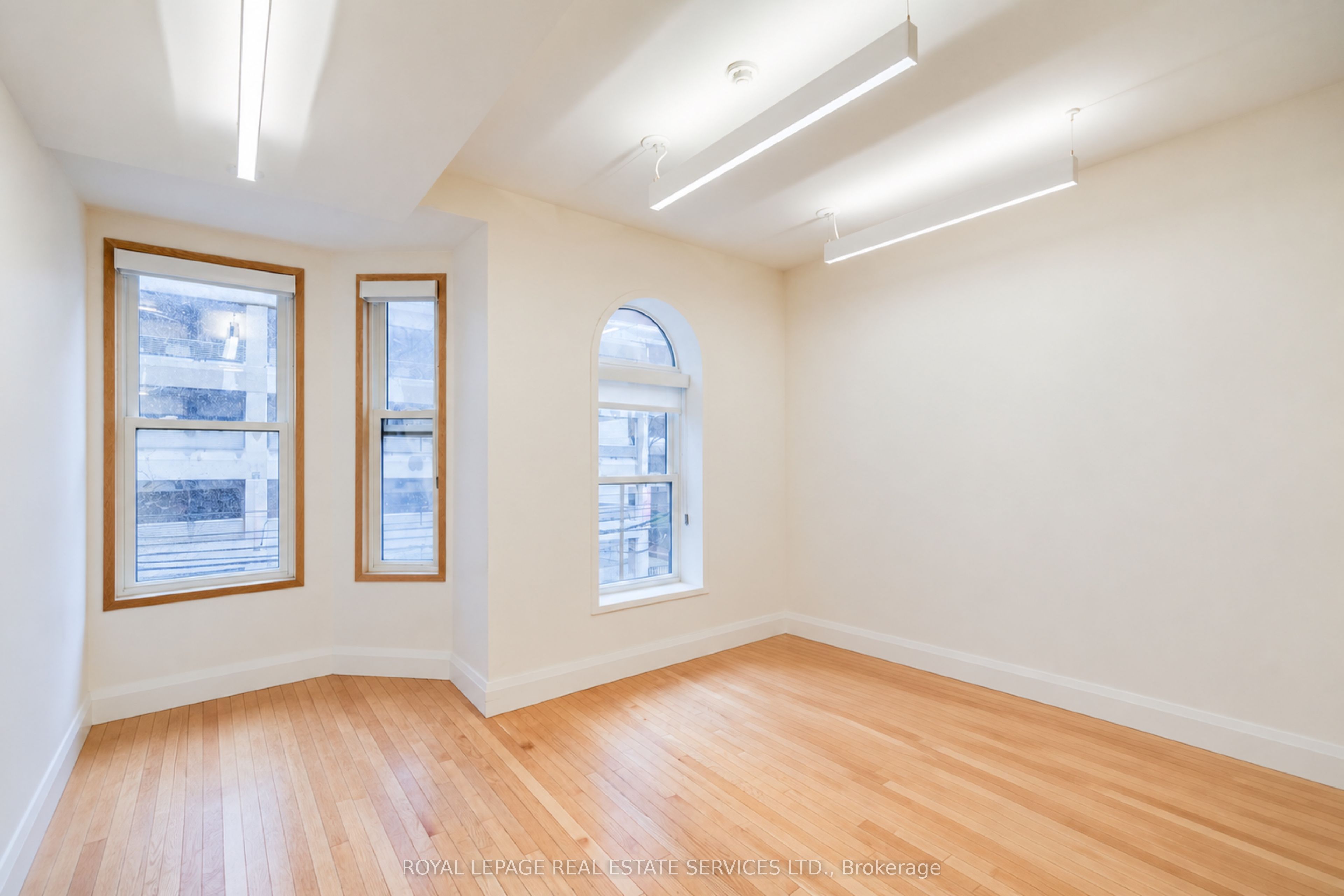 54 1/2 St Patrick Street Property Photo 7