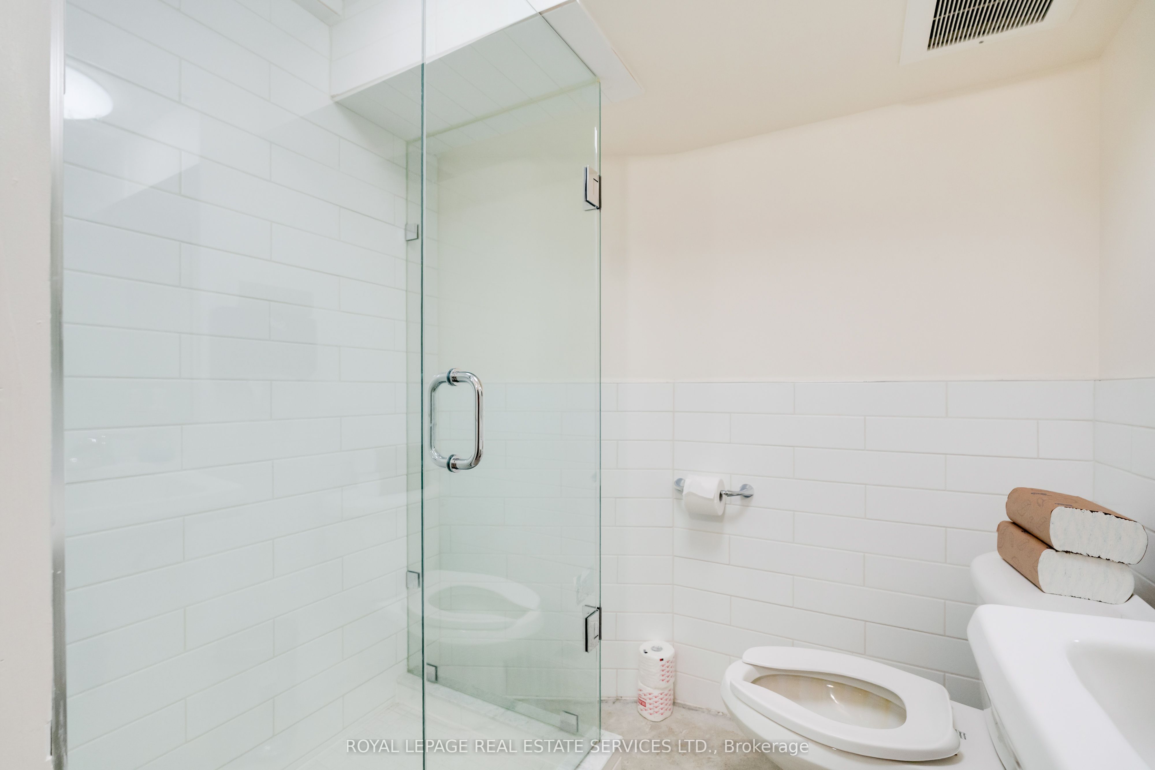 54 1/2 St Patrick Street Property Photo 13
