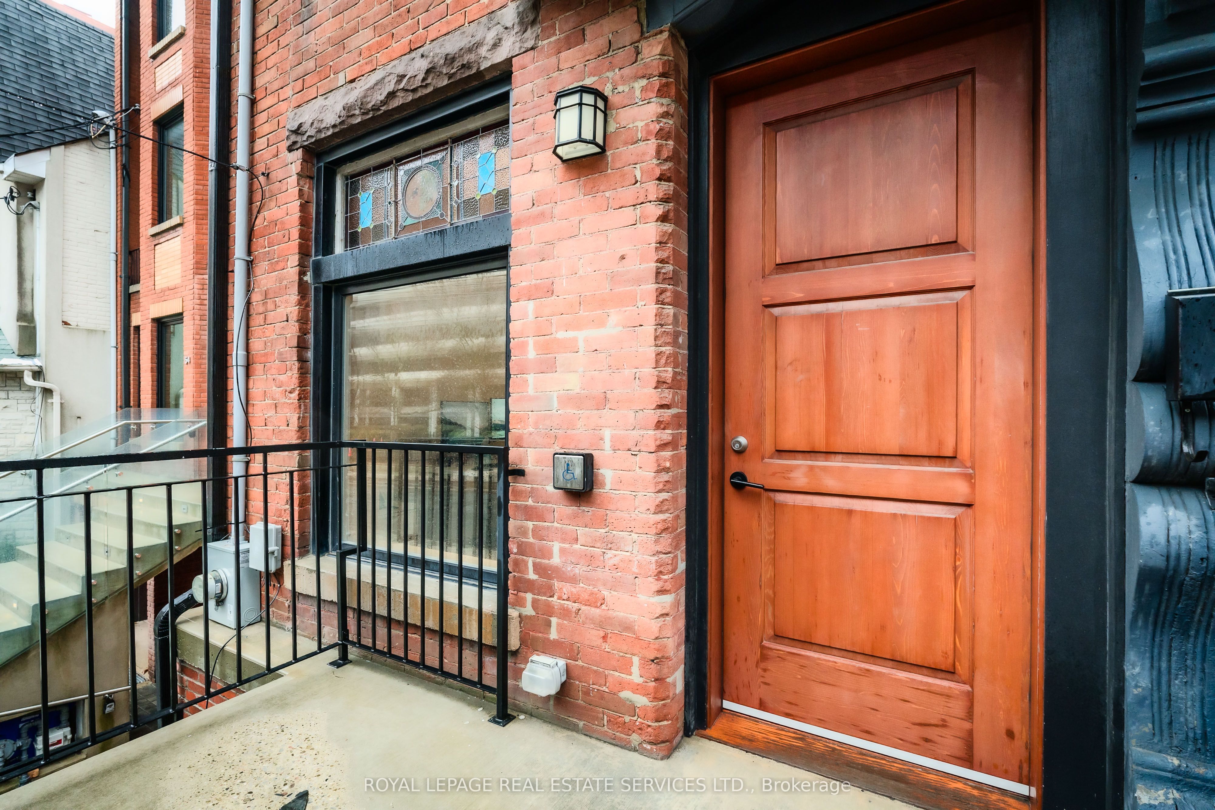 54 1/2 St Patrick Street Property Photo 17