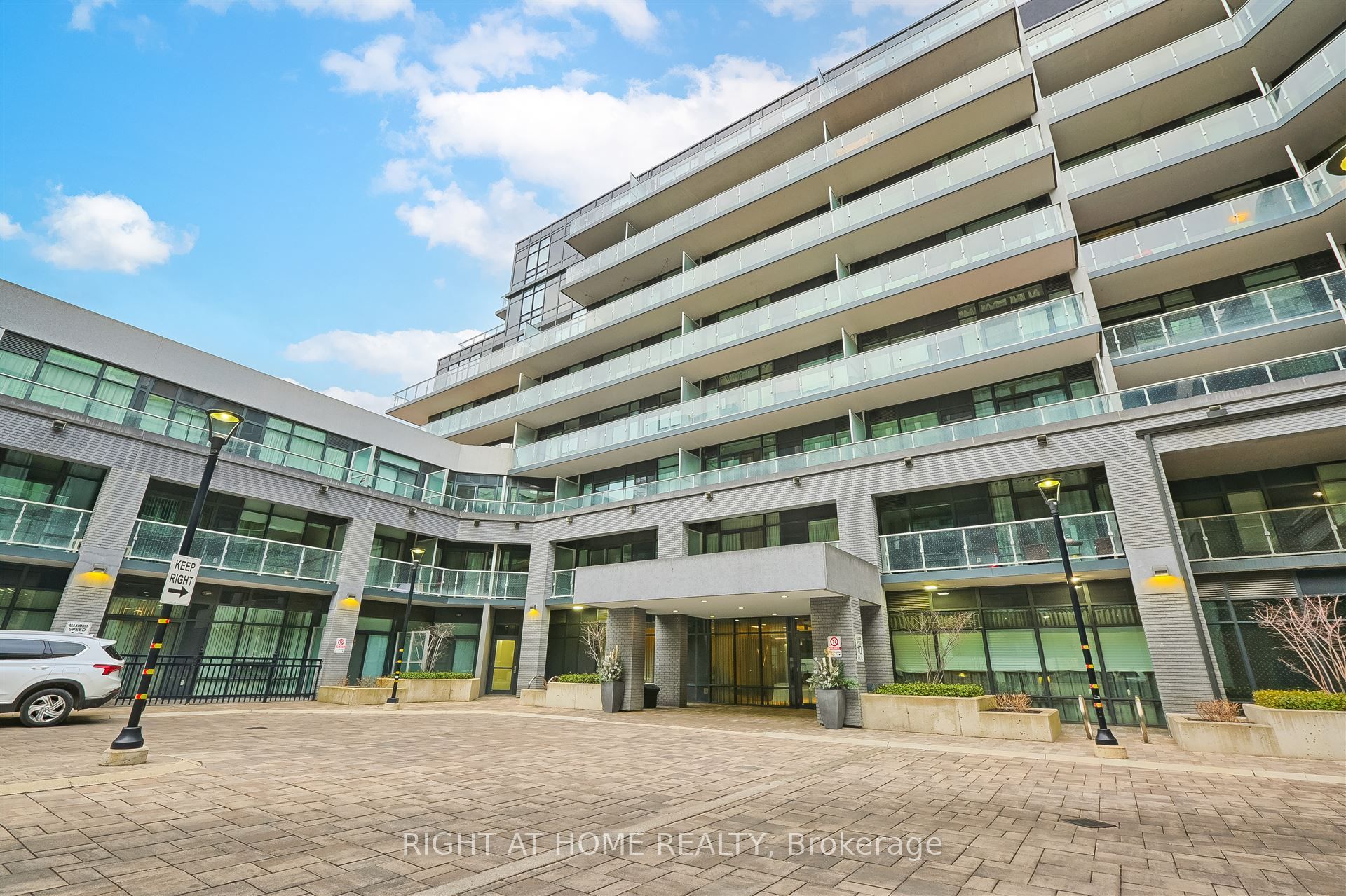 621 Sheppard Avenue E 321 Property Photo 1