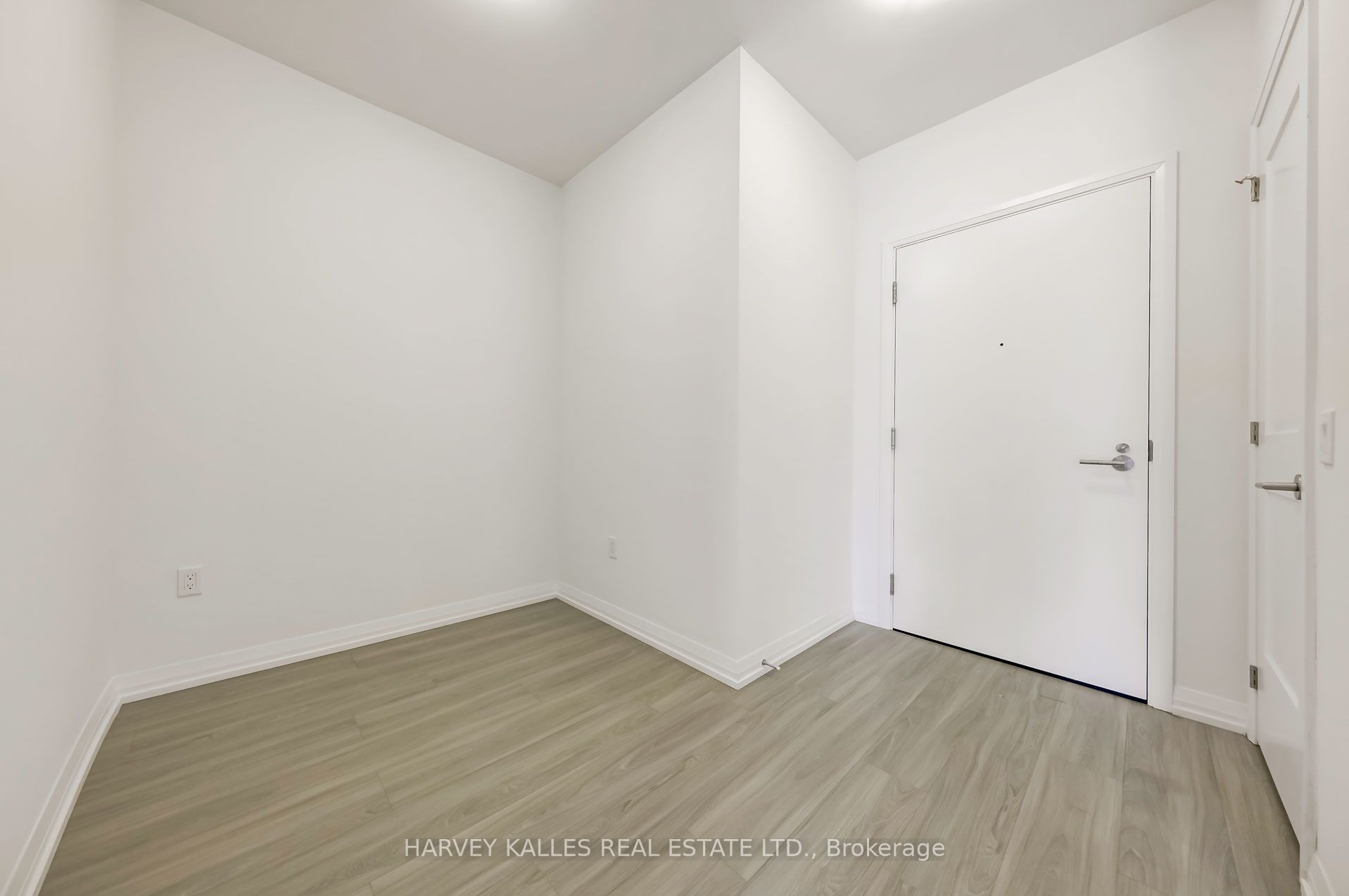 25 Holly Street 2604 Property Photo 5