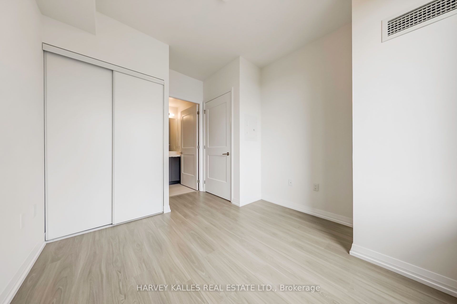 25 Holly Street 2604 Property Photo 11