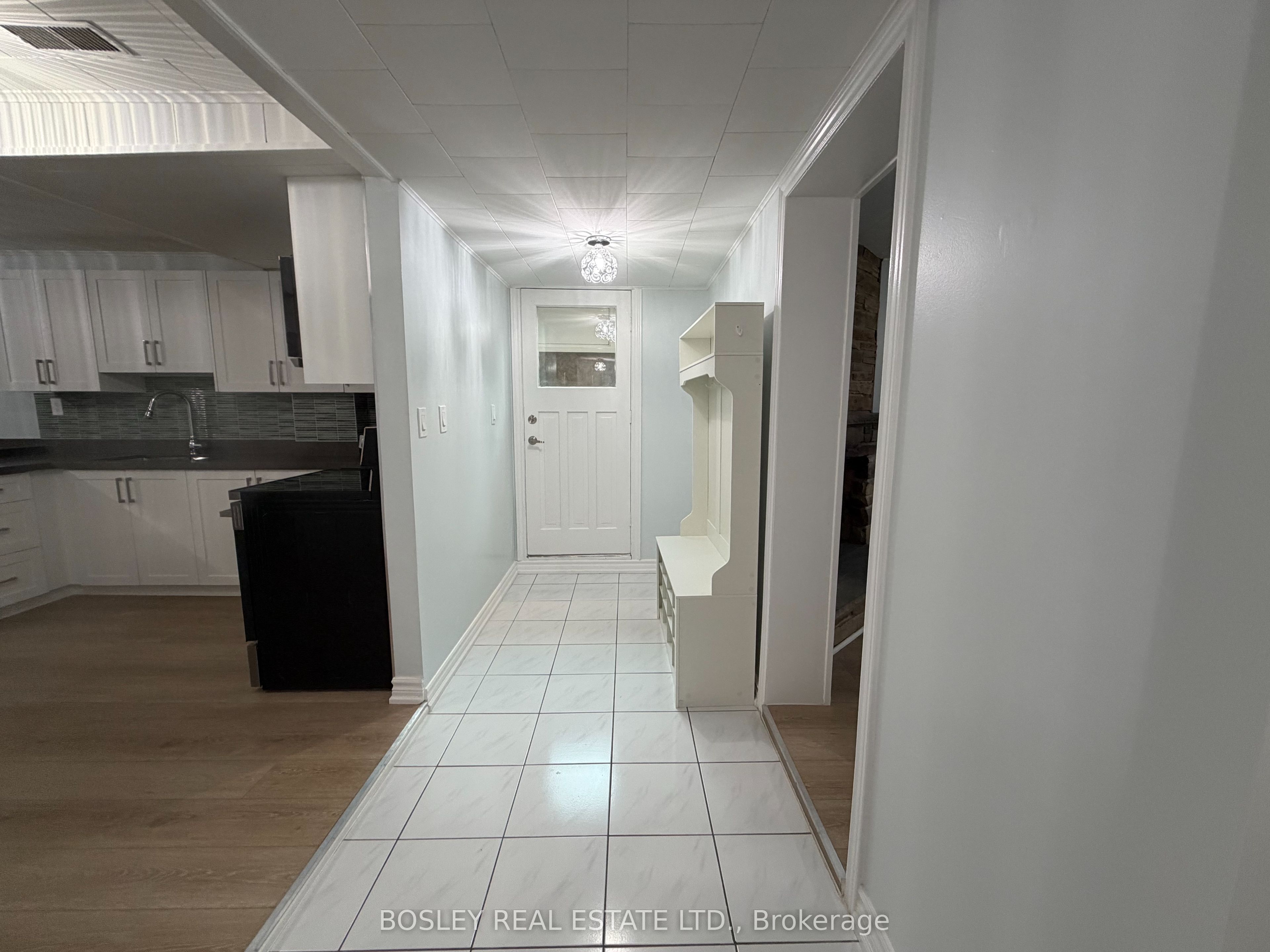63 Ernest Avenue Lower Property Photo 12