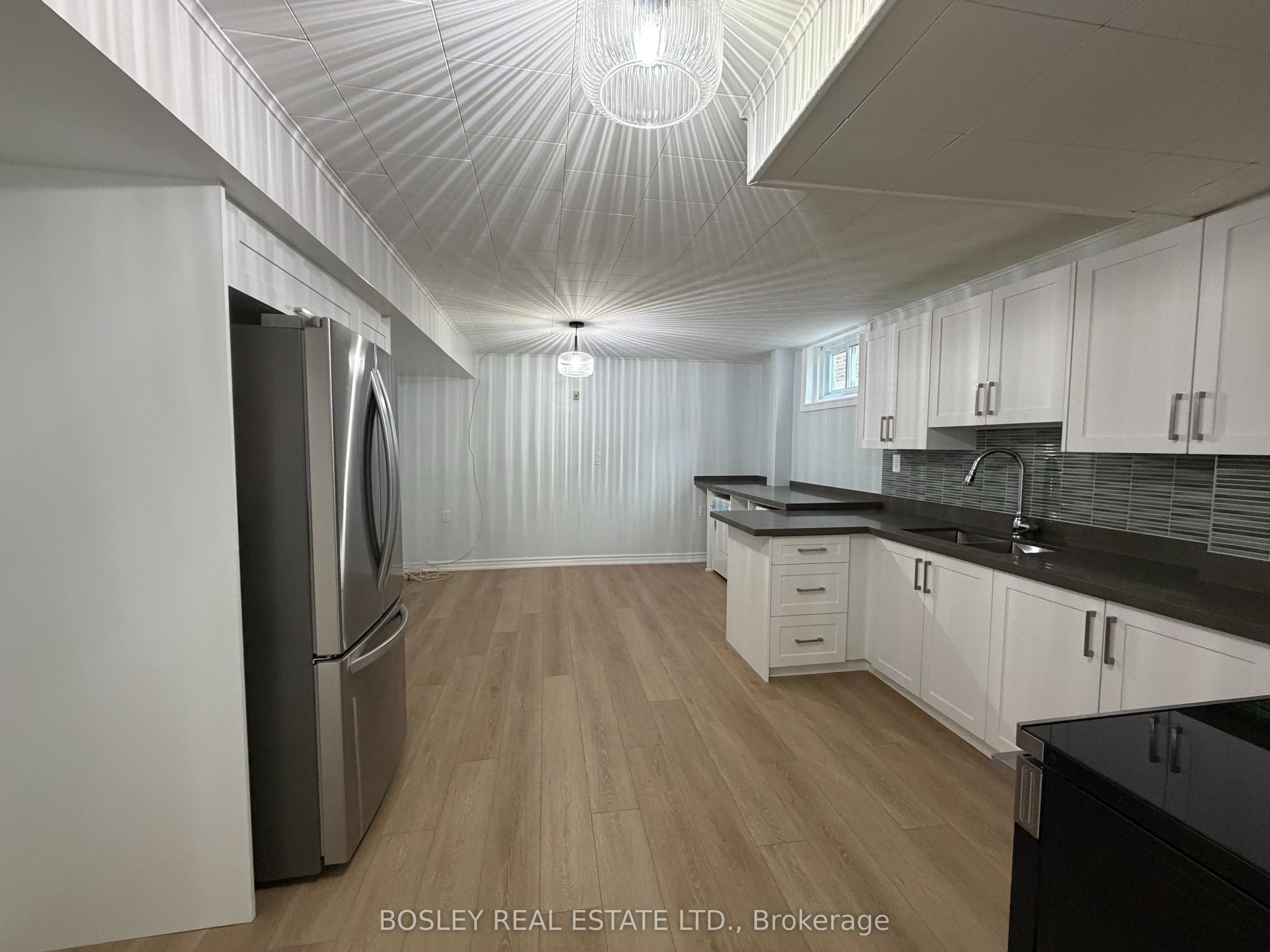 63 Ernest Avenue Lower Property Photo 14