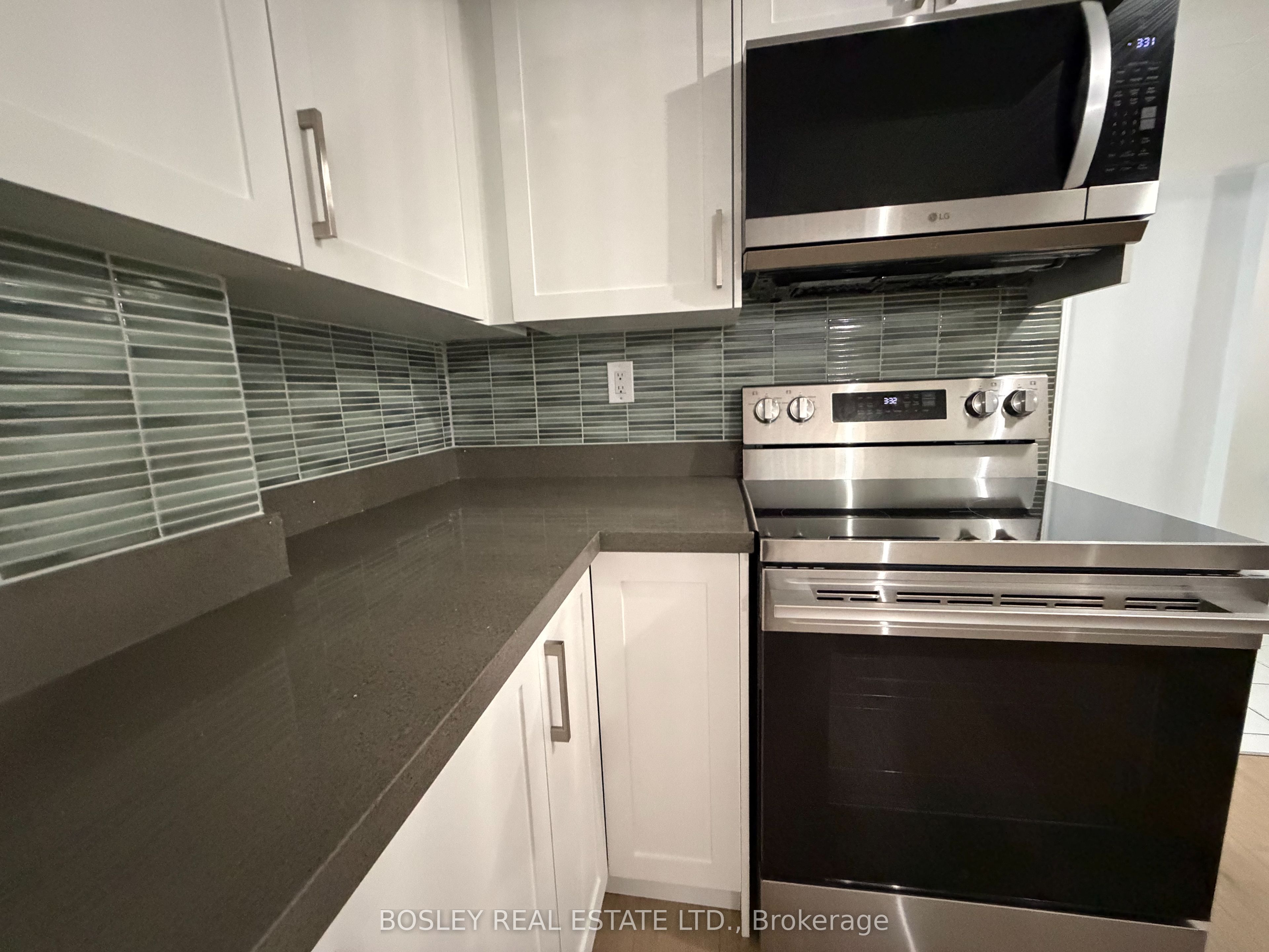 63 Ernest Avenue Lower Property Photo 18