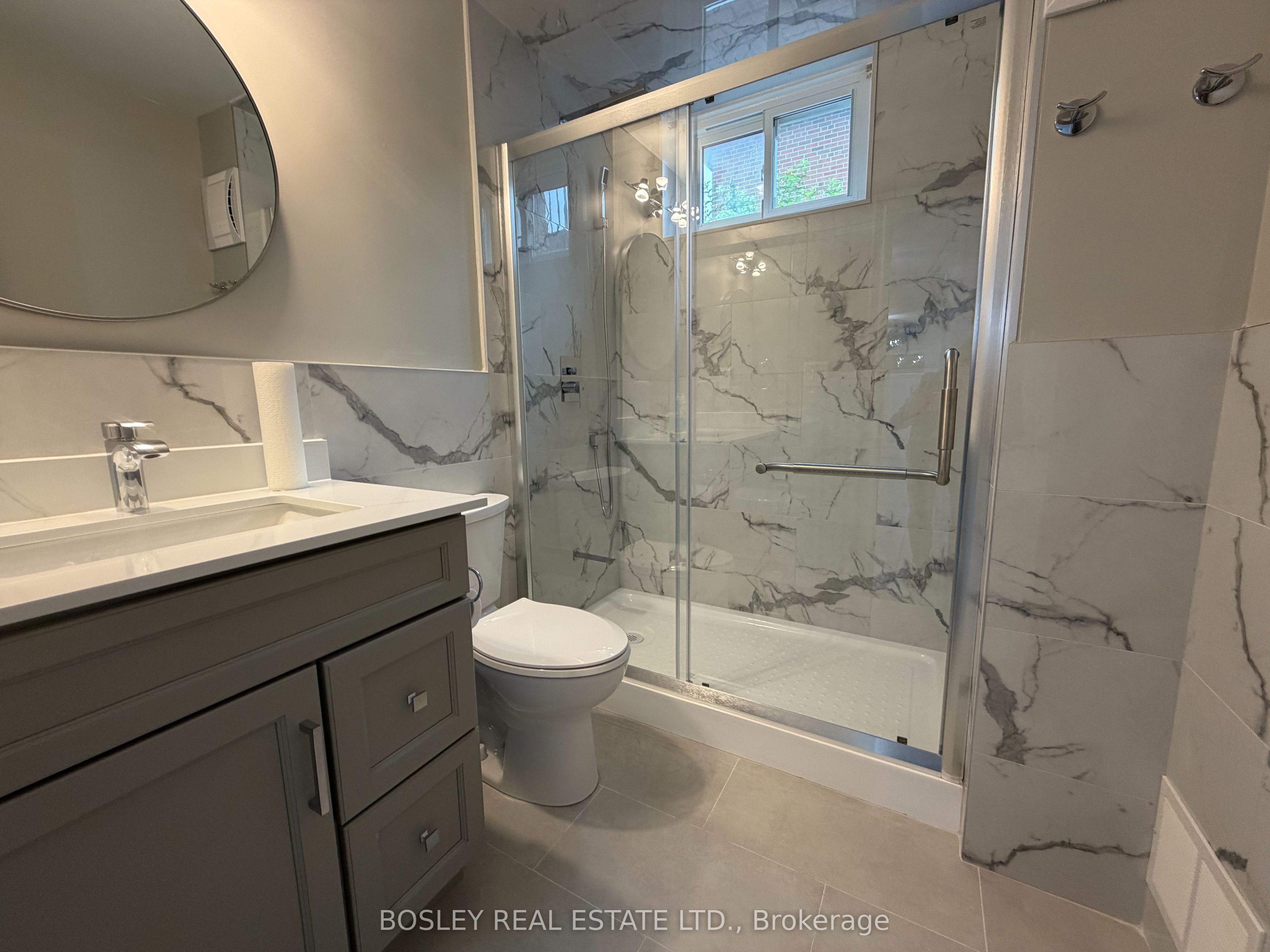 63 Ernest Avenue Lower Property Photo 24