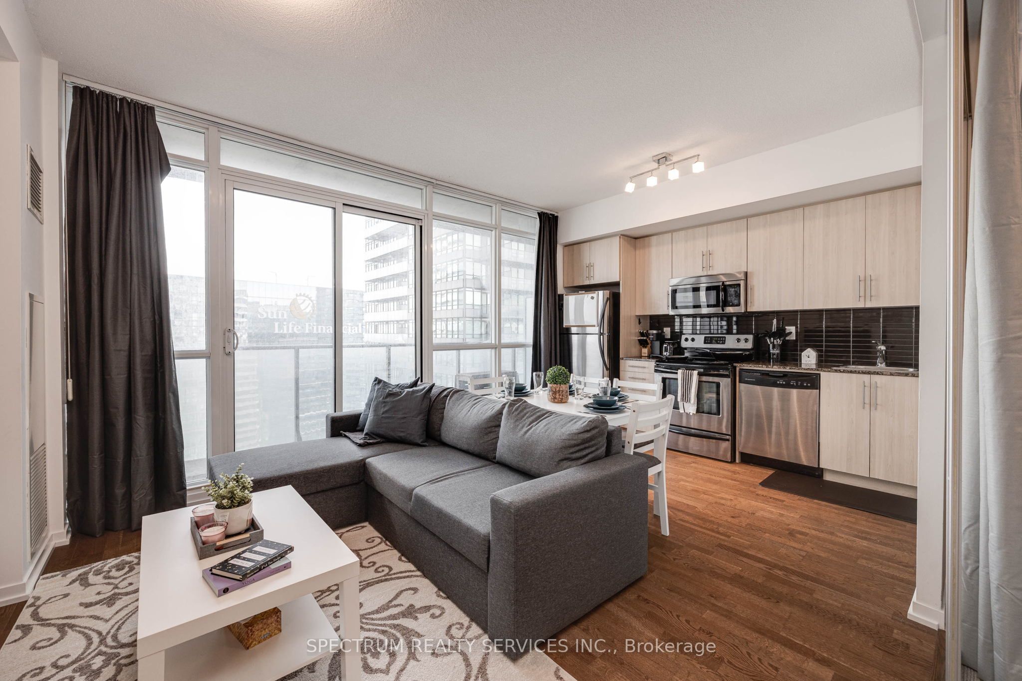 65 Bremner Boulevard 4511 Property Photo 1