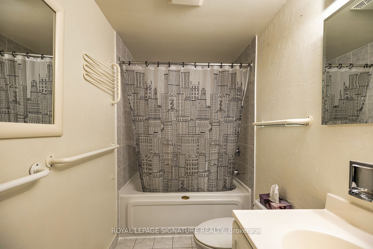 62 Thorny Vineway Property Photo 12