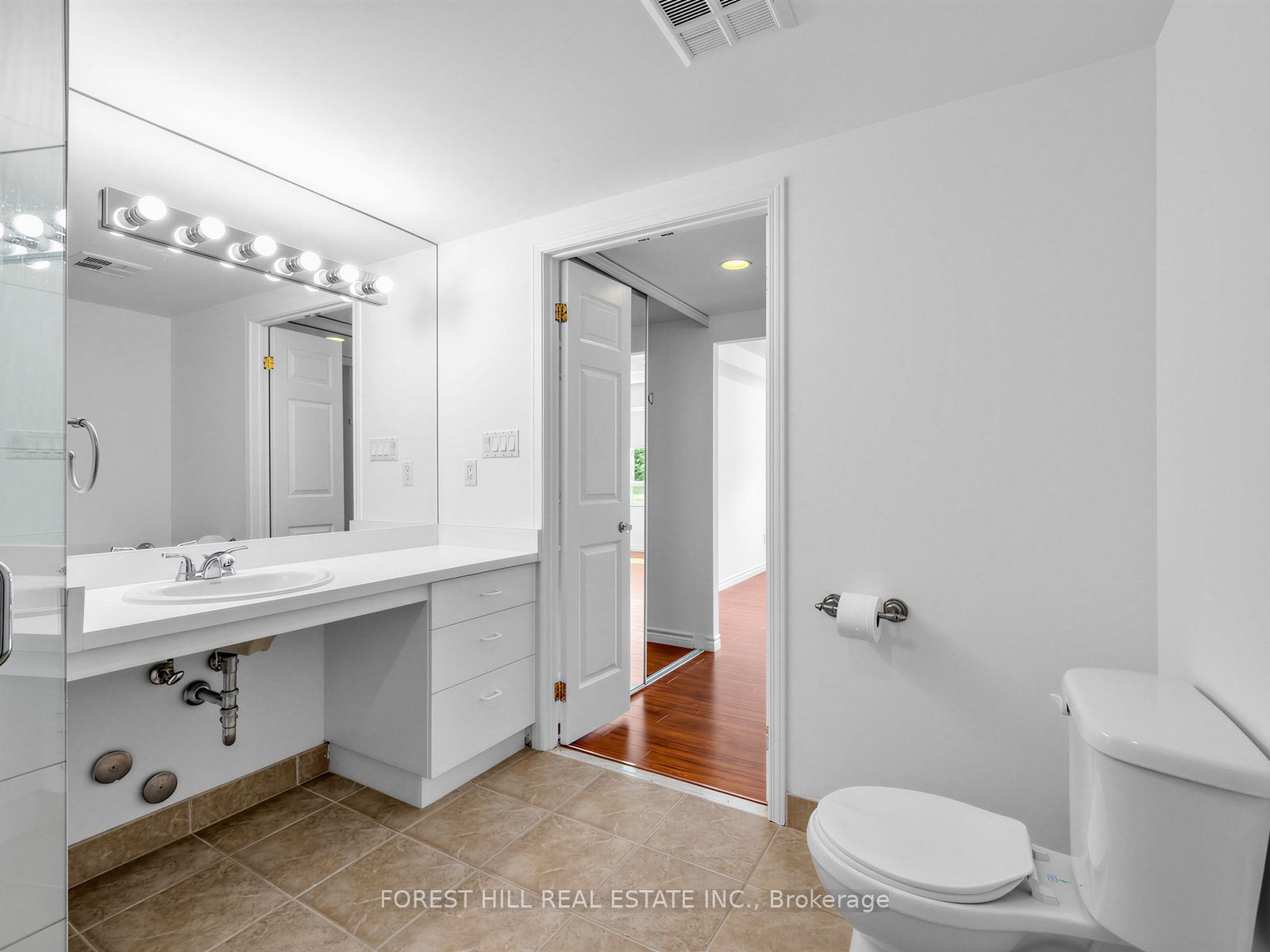 1818 Bayview Avenue 302 Property Photo 30