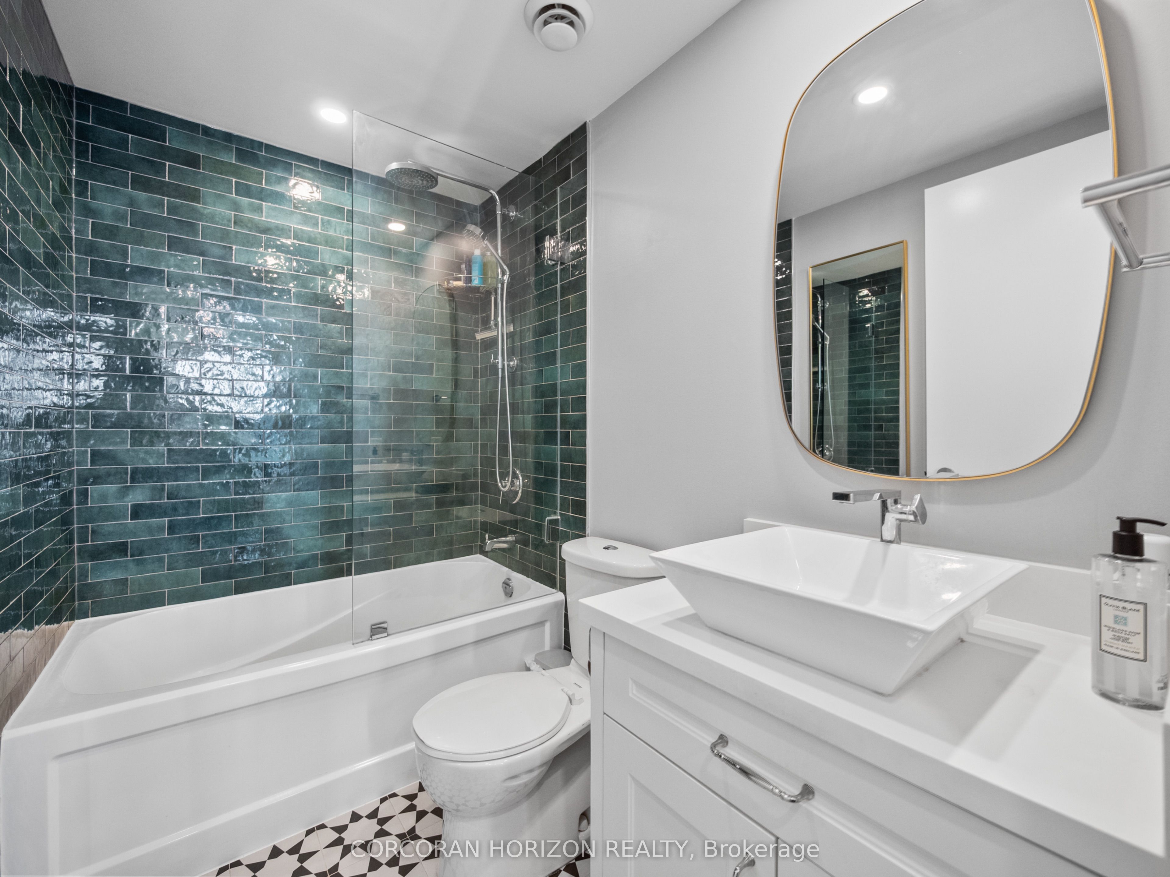 375 King Street W 2509 Property Photo 18