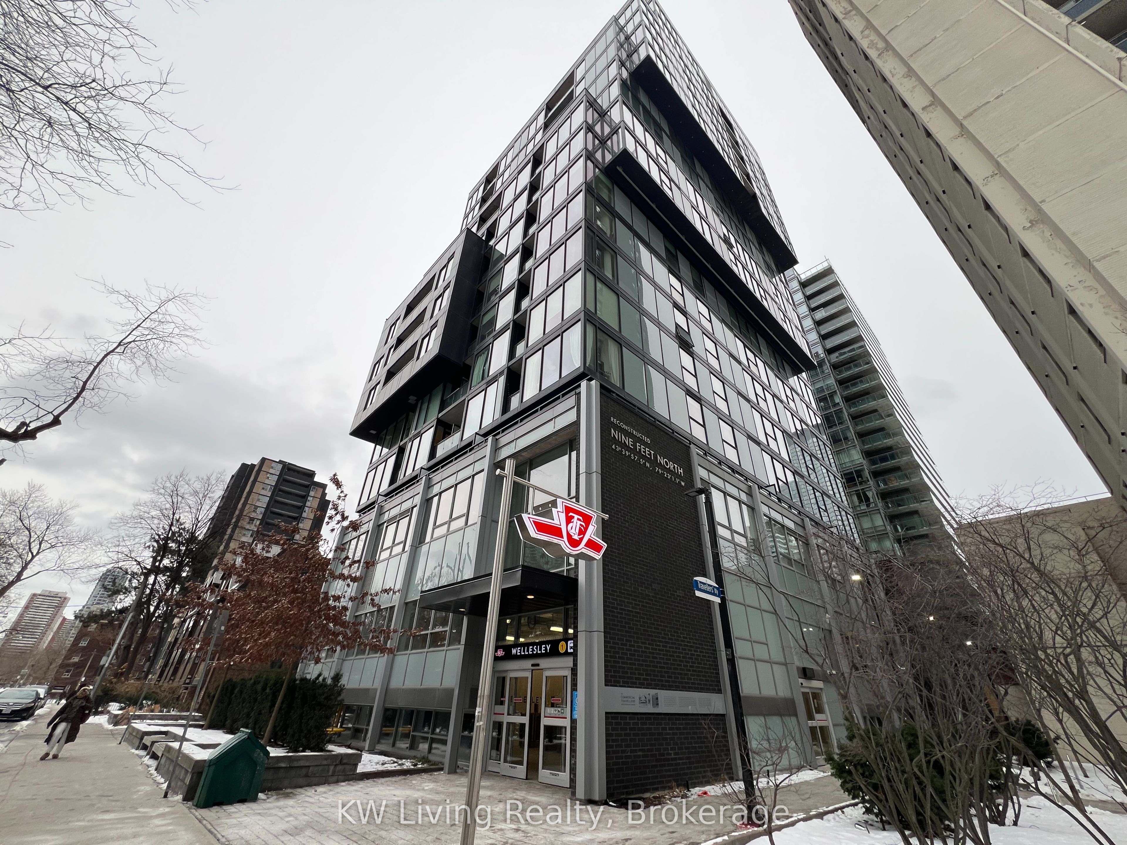 17 Dundonald Street 1007