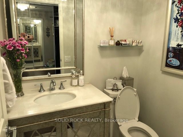 8 Covington Road N 408 Property Photo 12