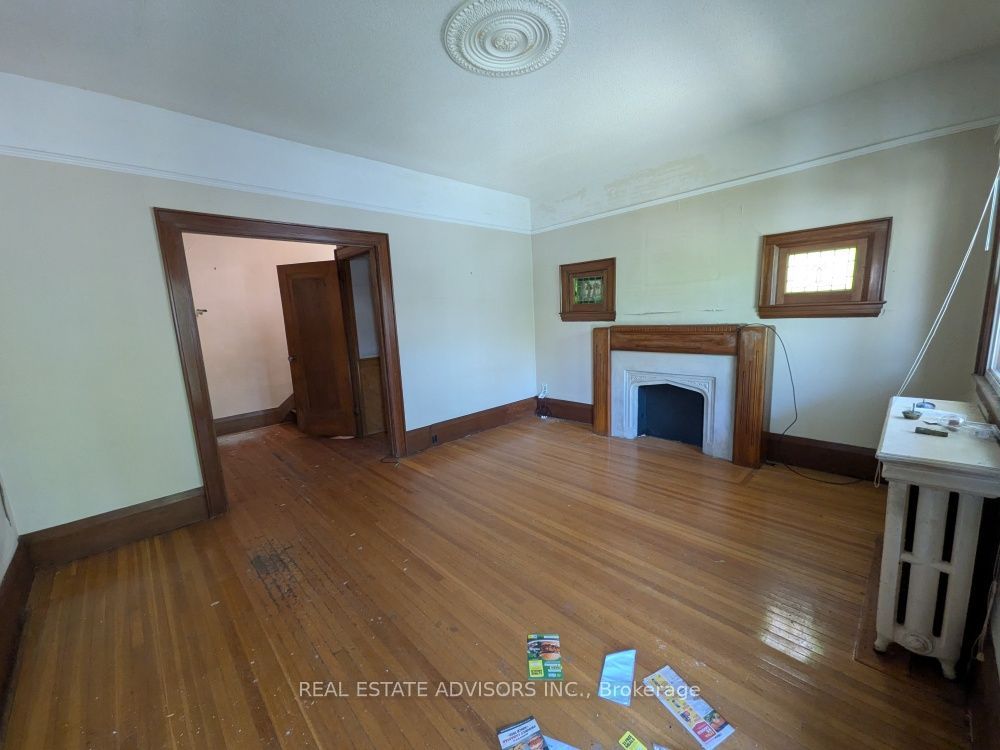 61 Greensides Avenue Property Photo 3